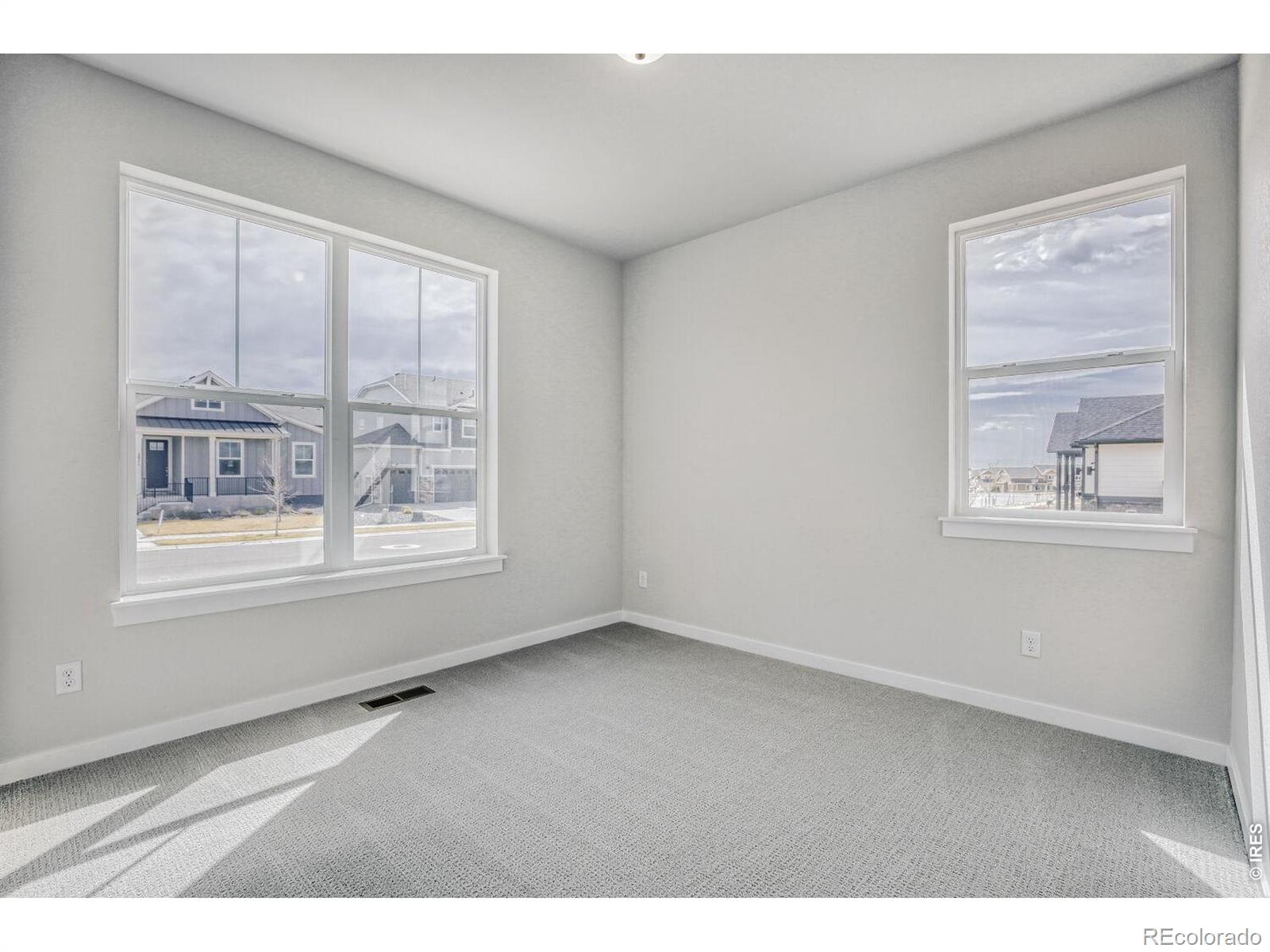 MLS Image #17 for 2064  dusk court,windsor, Colorado