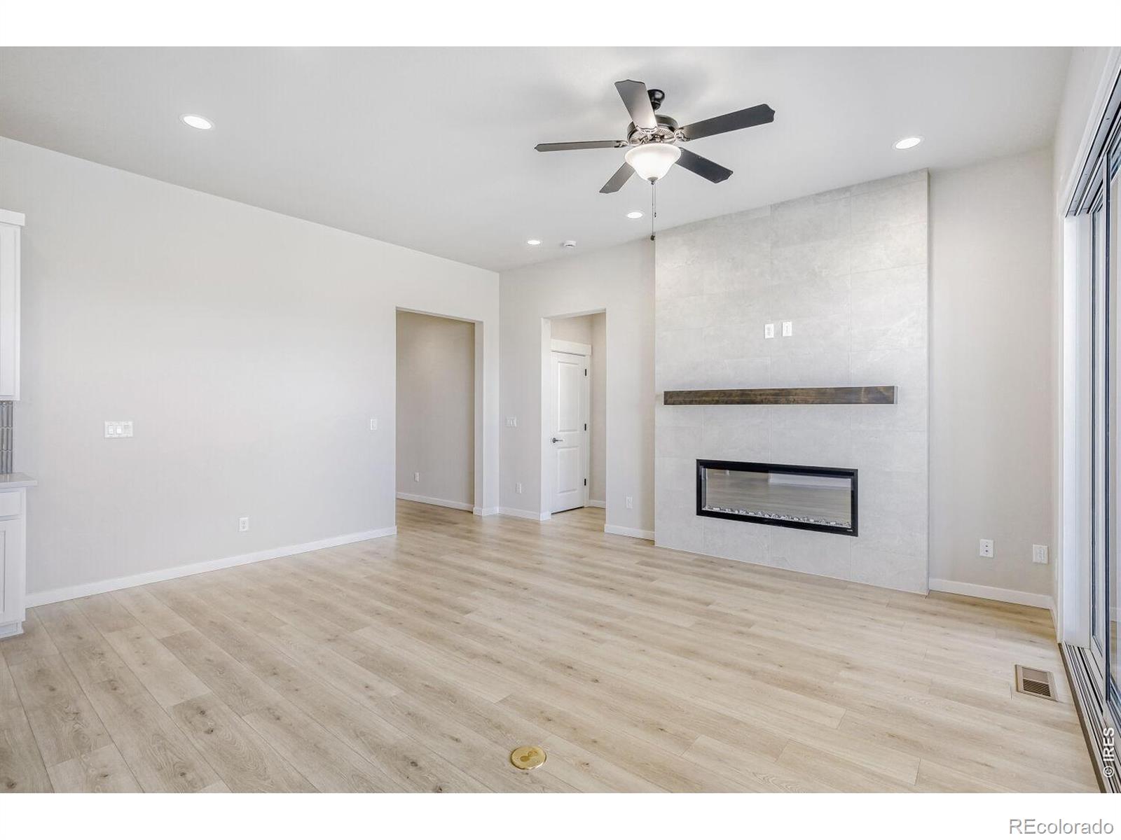 MLS Image #4 for 2064  dusk court,windsor, Colorado