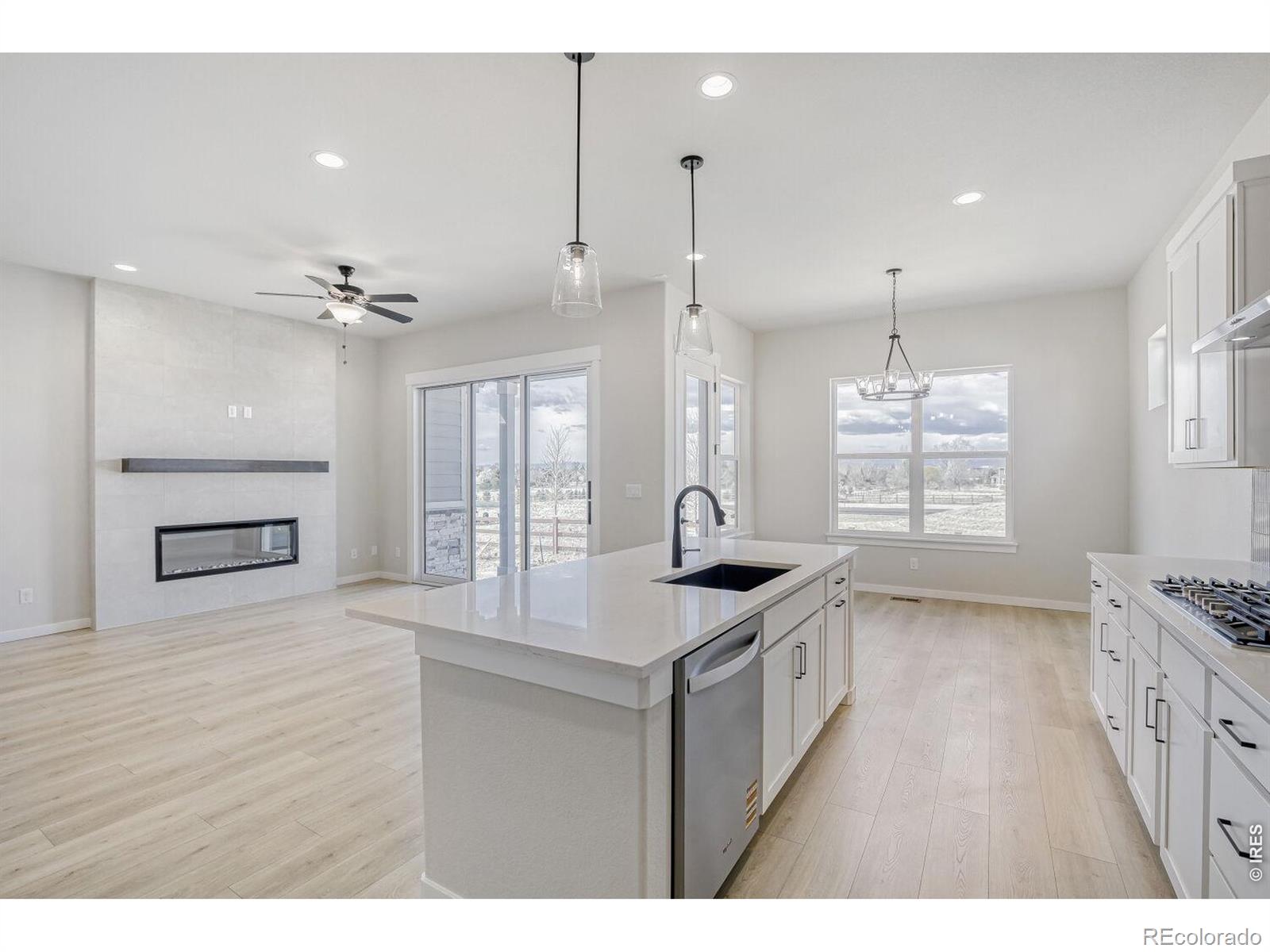 MLS Image #7 for 2064  dusk court,windsor, Colorado