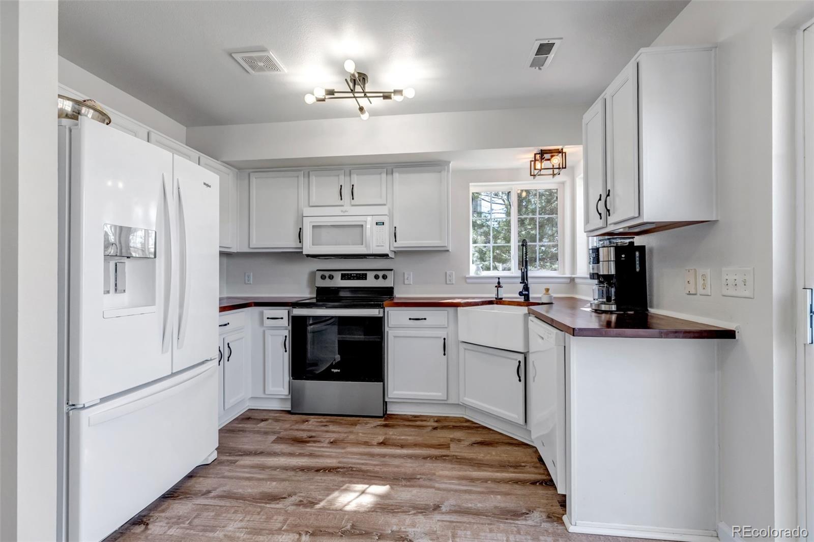 MLS Image #3 for 1563 s danube way 101,aurora, Colorado