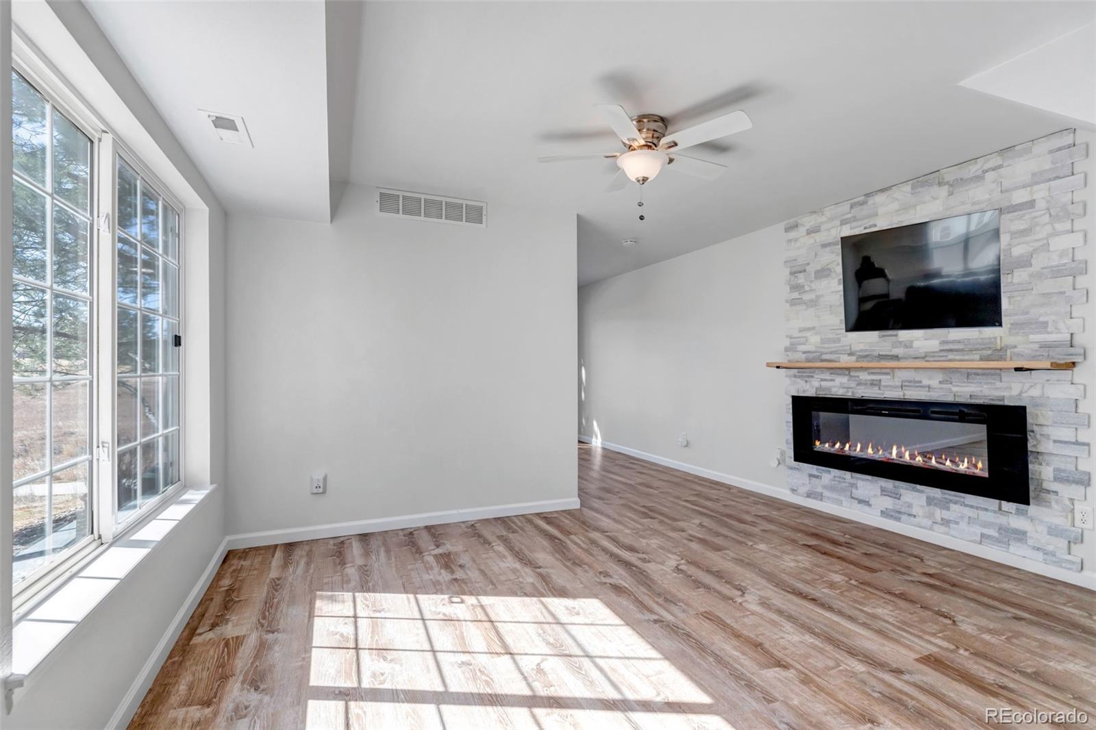 MLS Image #6 for 1563 s danube way 101,aurora, Colorado