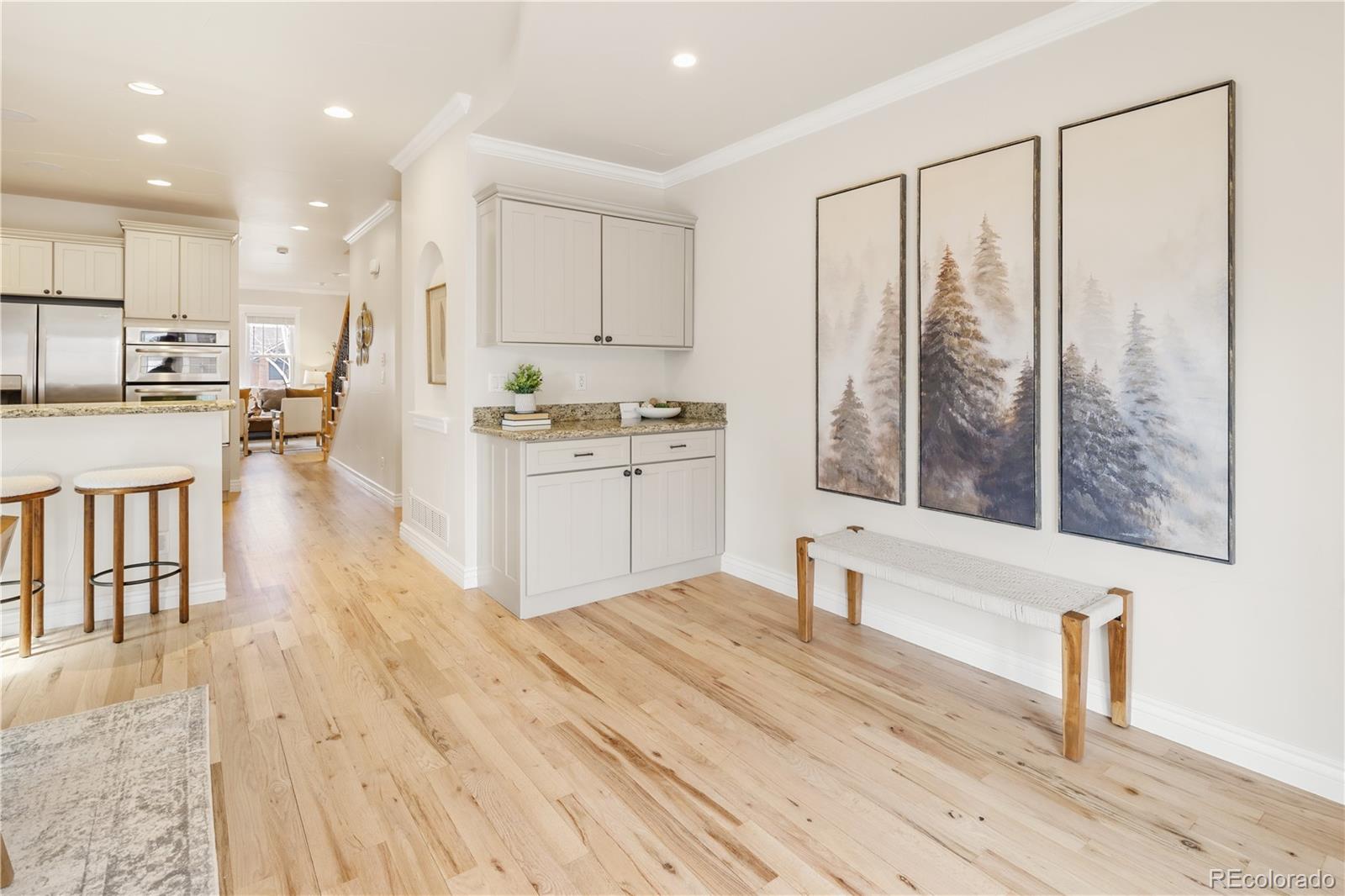 MLS Image #10 for 260 s humboldt street,denver, Colorado