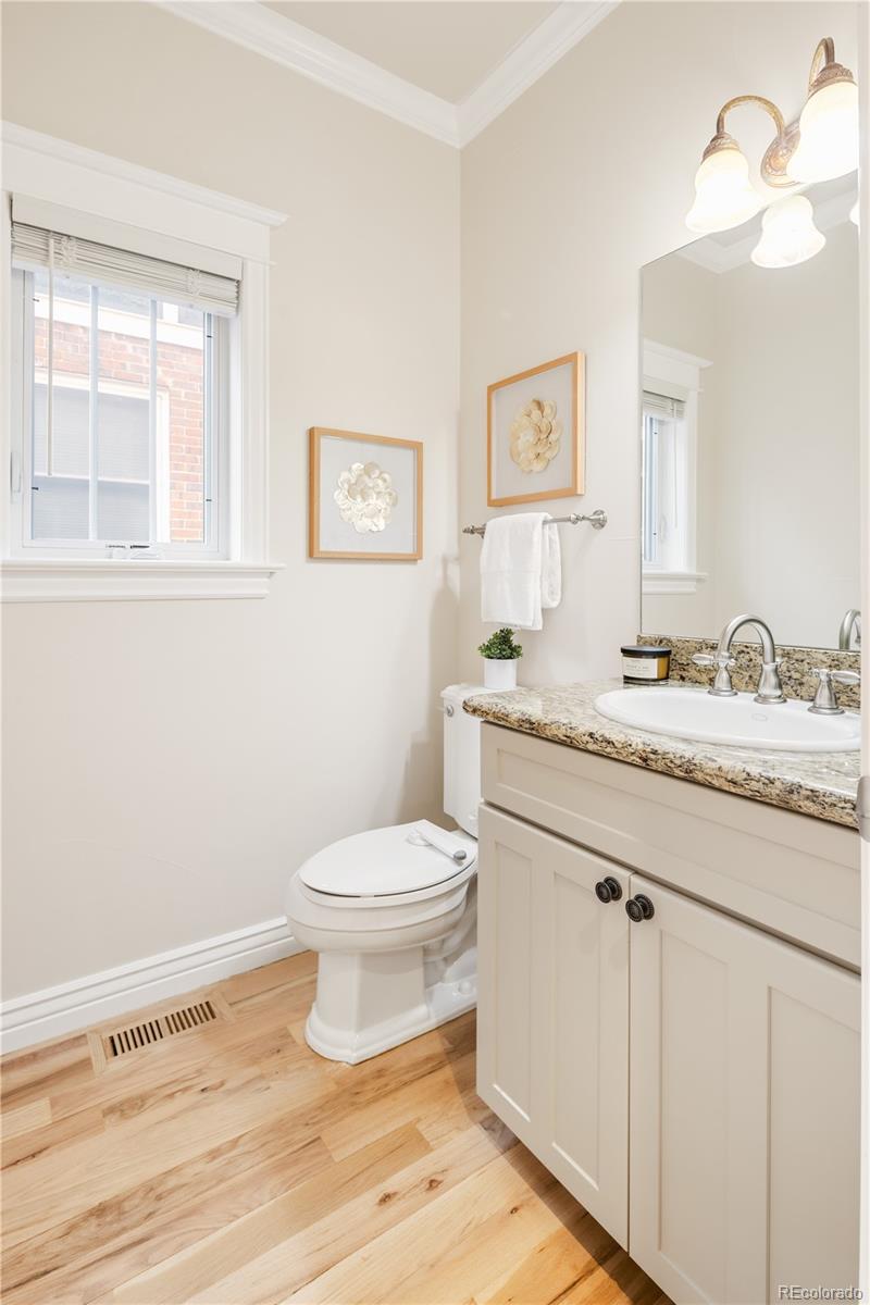 MLS Image #12 for 260 s humboldt street,denver, Colorado