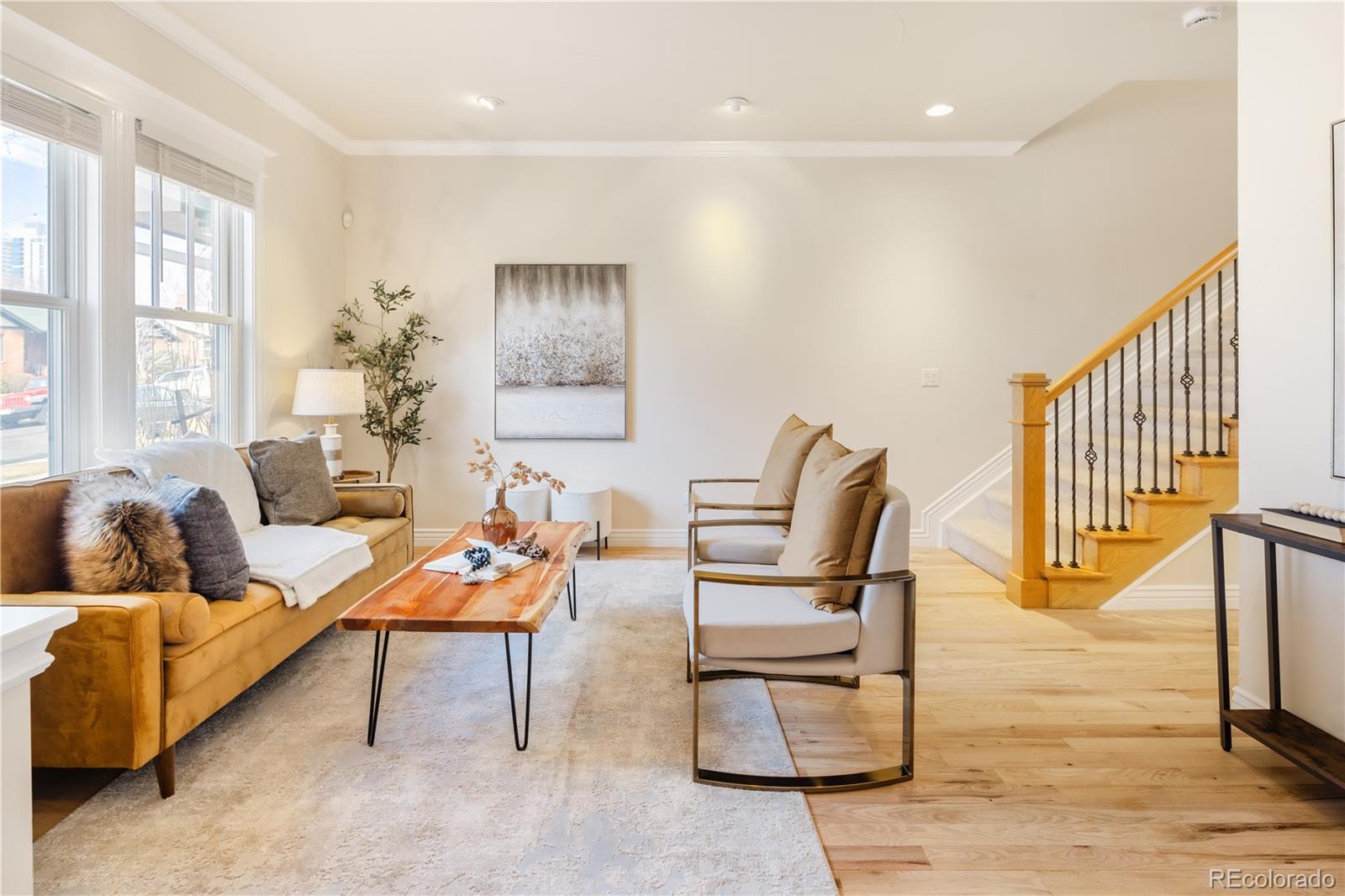 MLS Image #2 for 260 s humboldt street,denver, Colorado