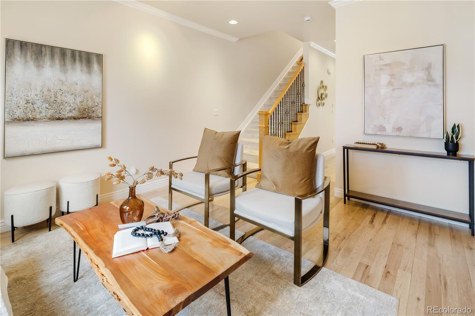 MLS Image #4 for 260 s humboldt street,denver, Colorado