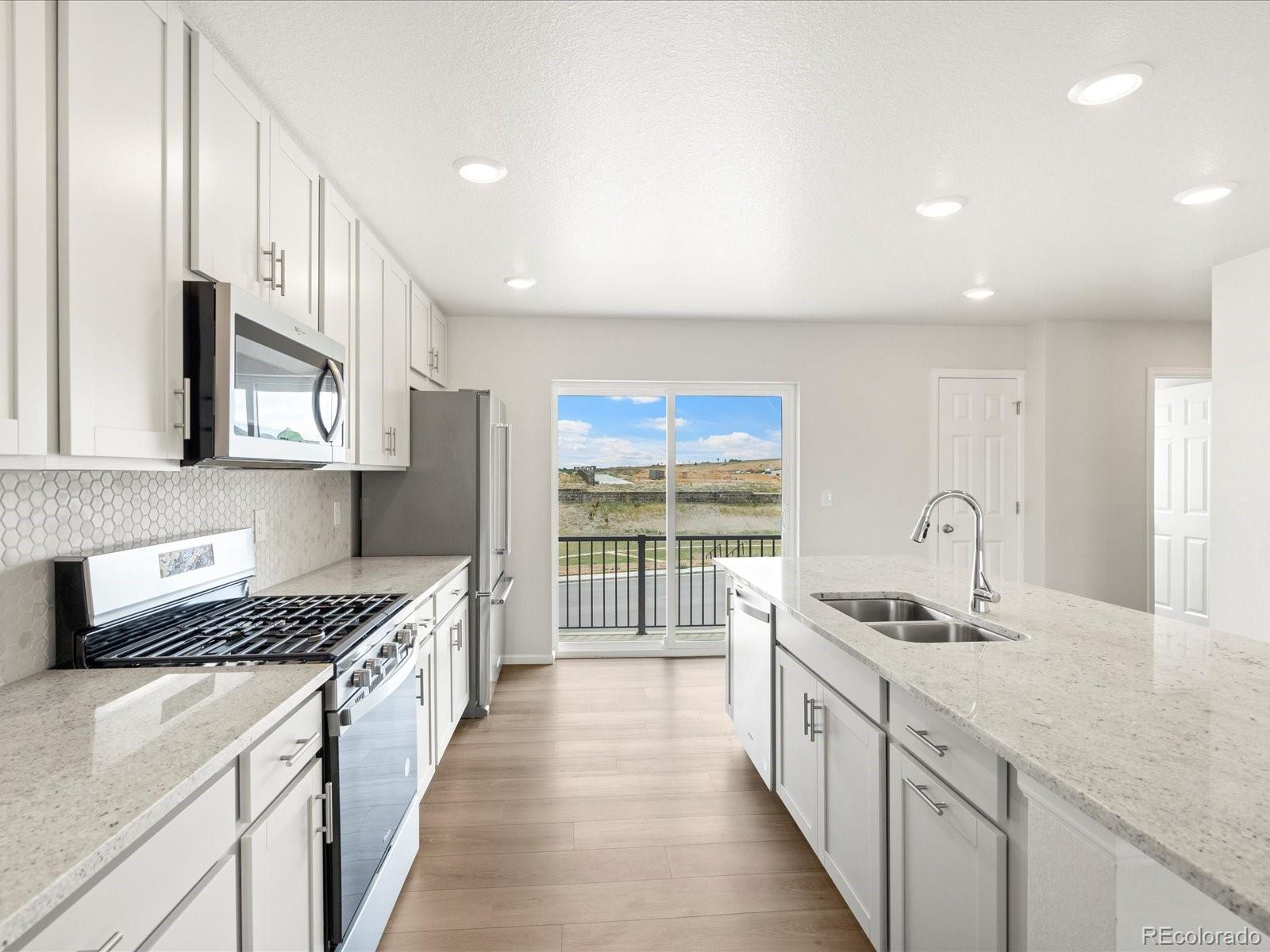 MLS Image #15 for 14472  pansy loop,morrison, Colorado