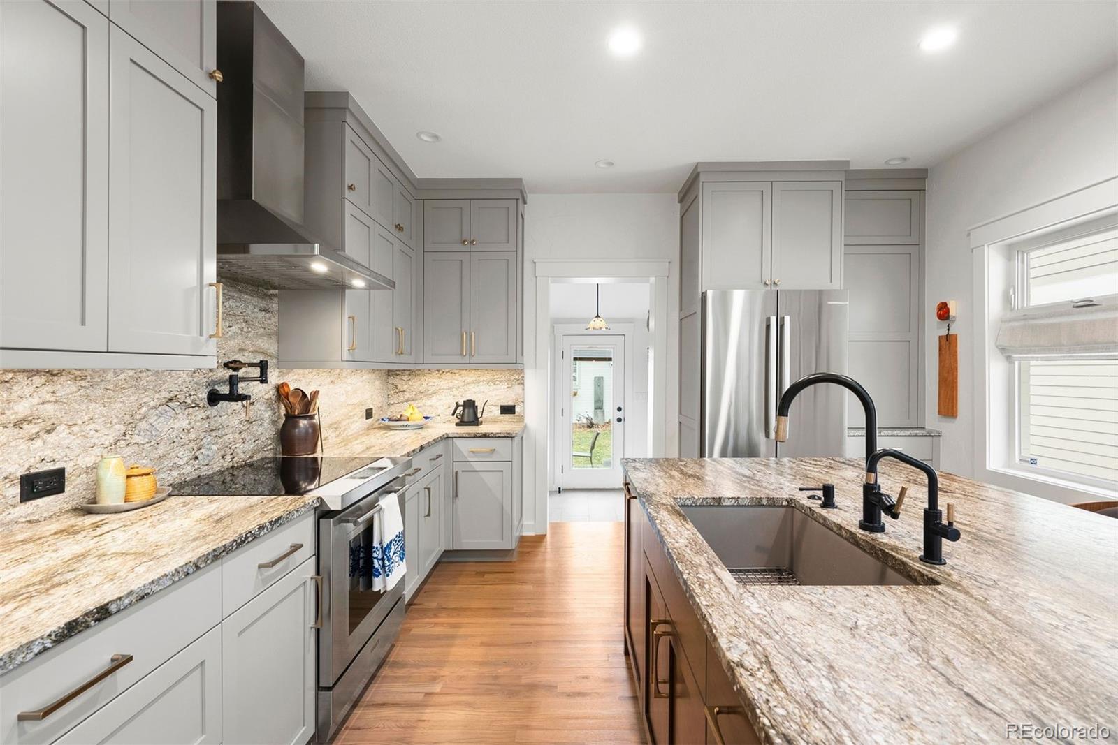 MLS Image #14 for 424 s franklin street,denver, Colorado
