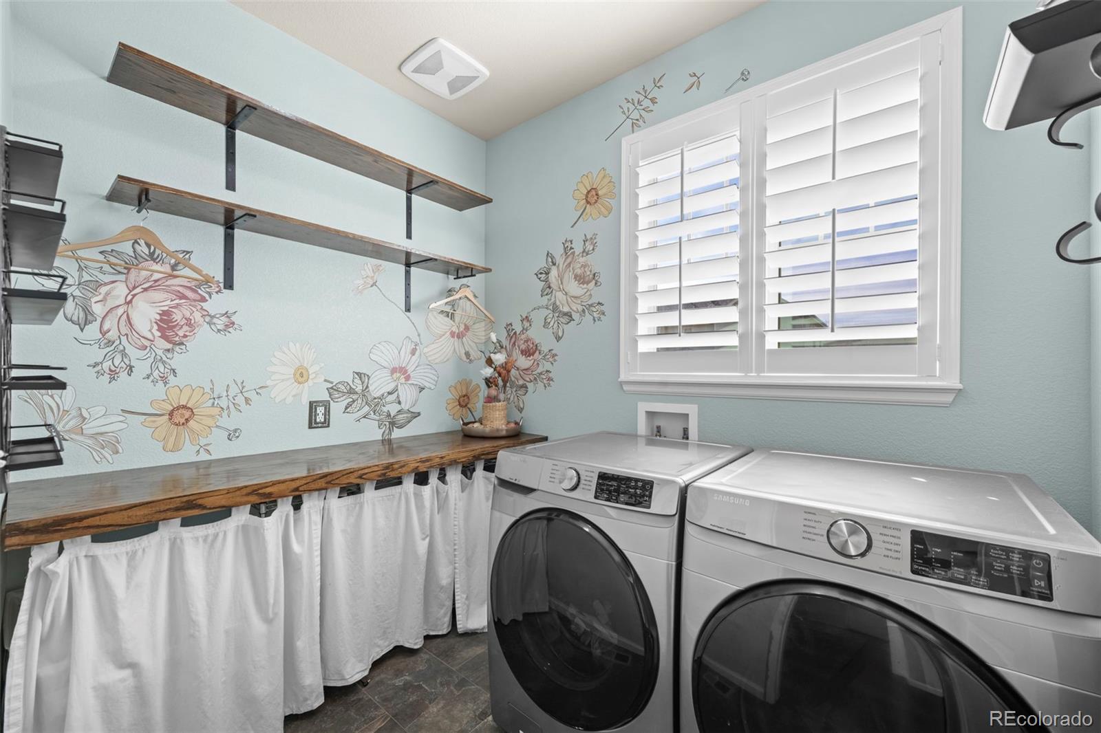 MLS Image #16 for 26962 e ottawa place,aurora, Colorado