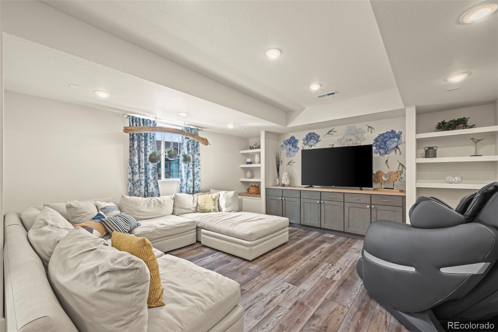 MLS Image #30 for 26962 e ottawa place,aurora, Colorado