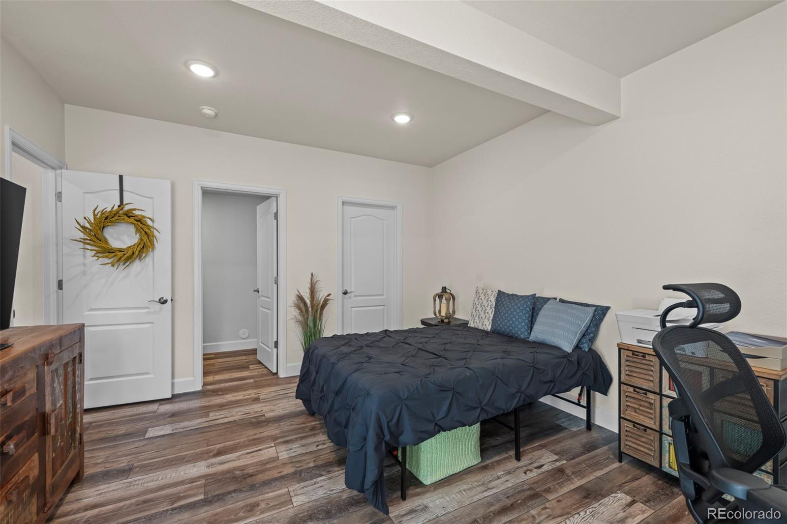 MLS Image #34 for 26962 e ottawa place,aurora, Colorado