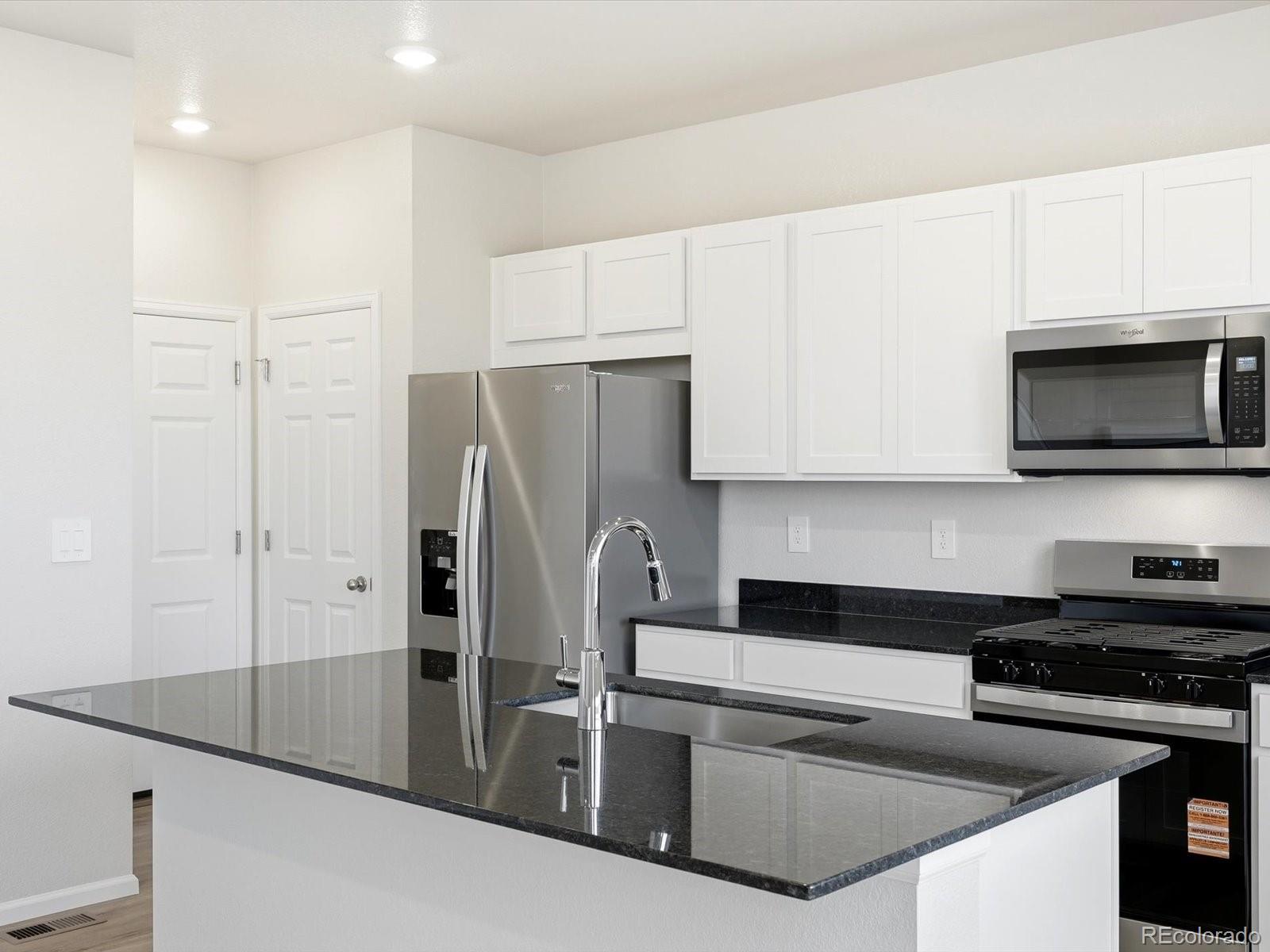 MLS Image #8 for 8920  sedalia street,commerce city, Colorado