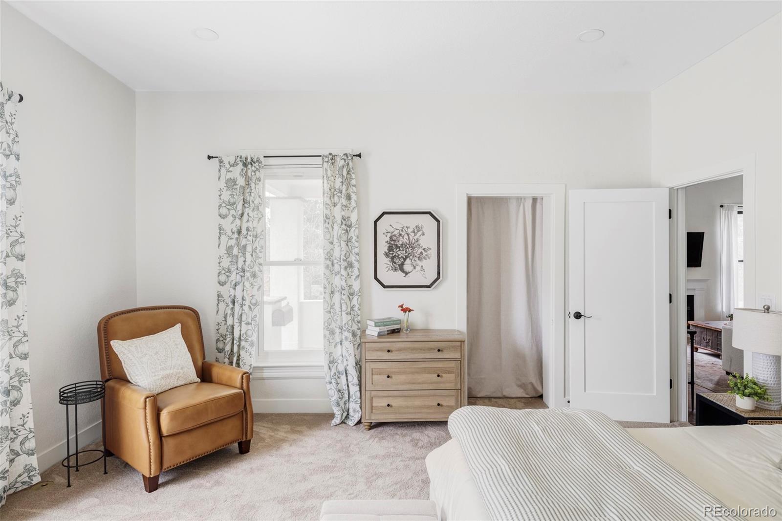 MLS Image #20 for 1727  dahlia street,denver, Colorado