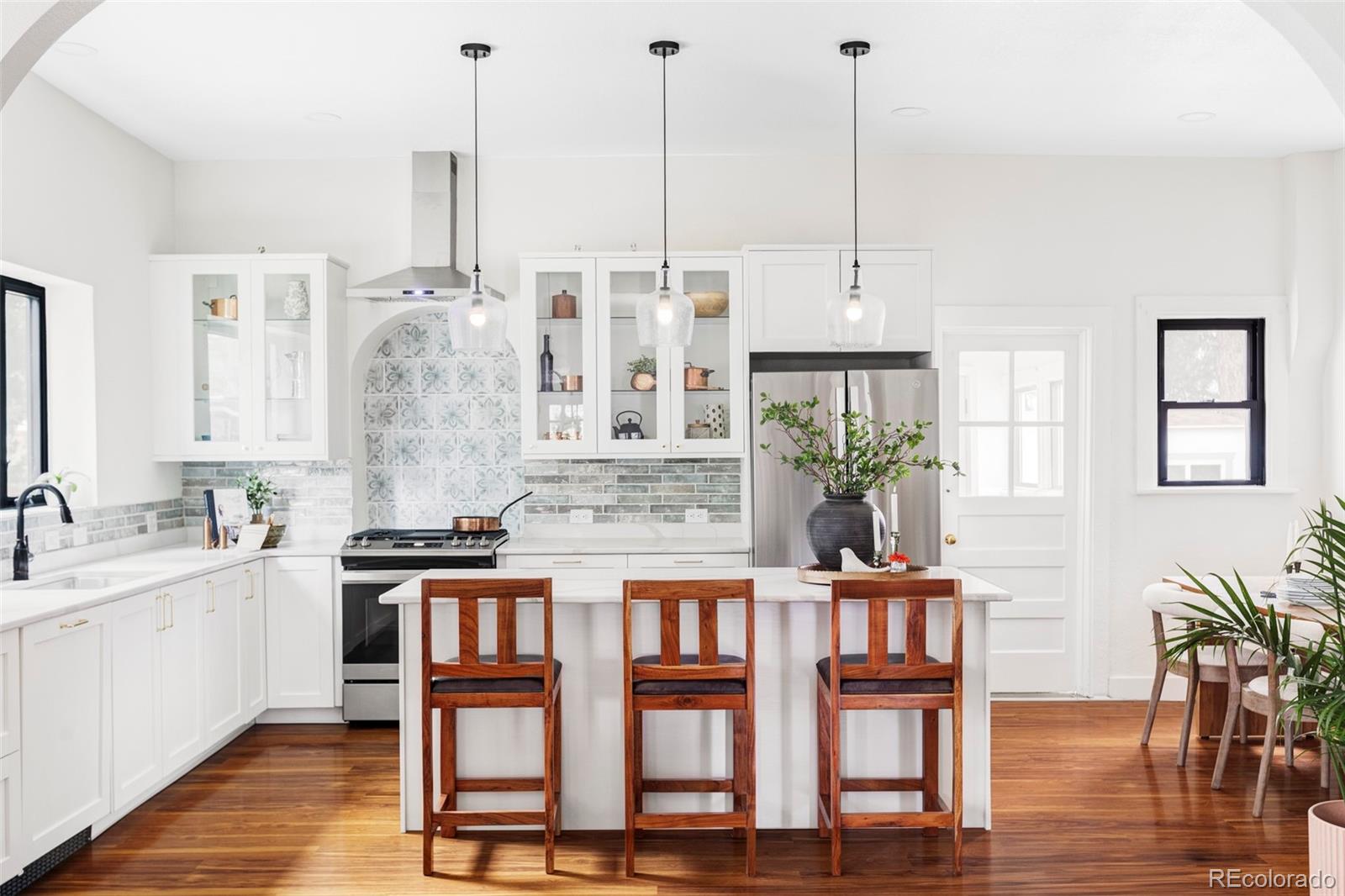 MLS Image #6 for 1727  dahlia street,denver, Colorado