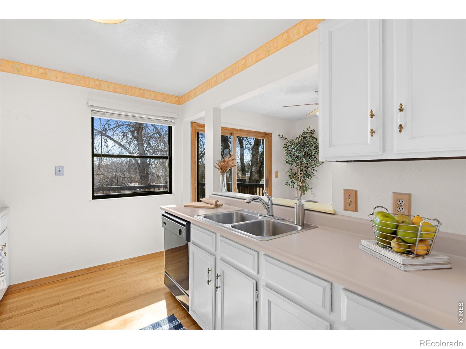 MLS Image #11 for 1404  athene drive,lafayette, Colorado