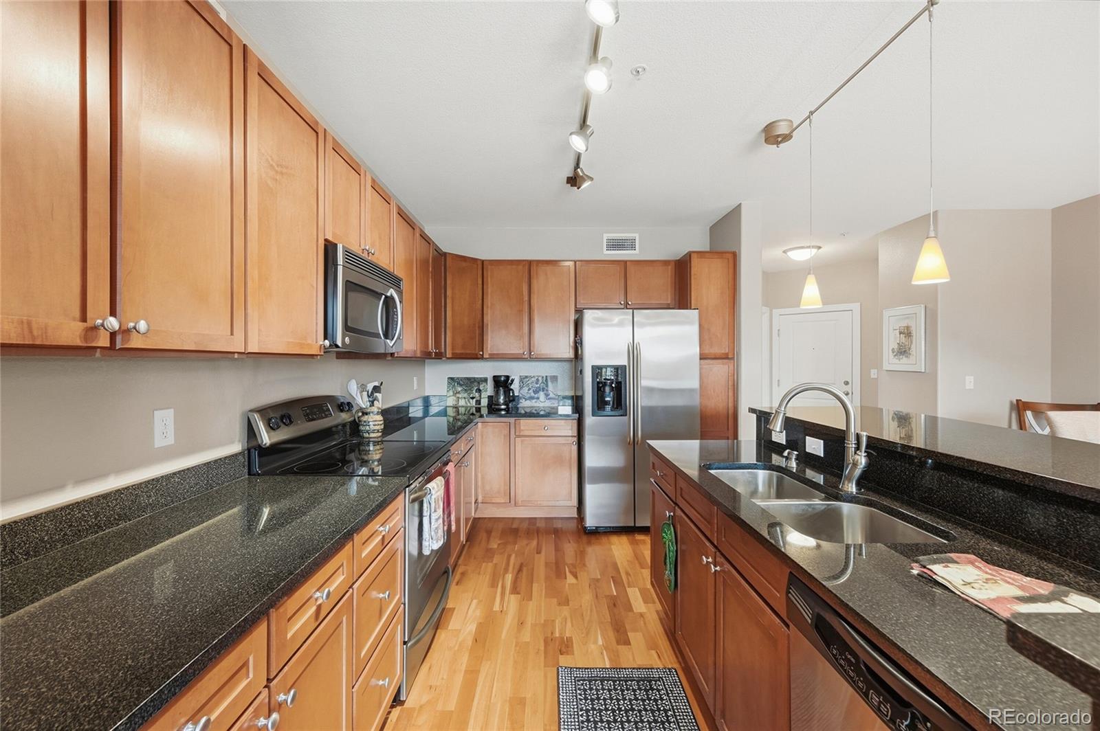 MLS Image #7 for 9019 e panorama circle d214,englewood, Colorado
