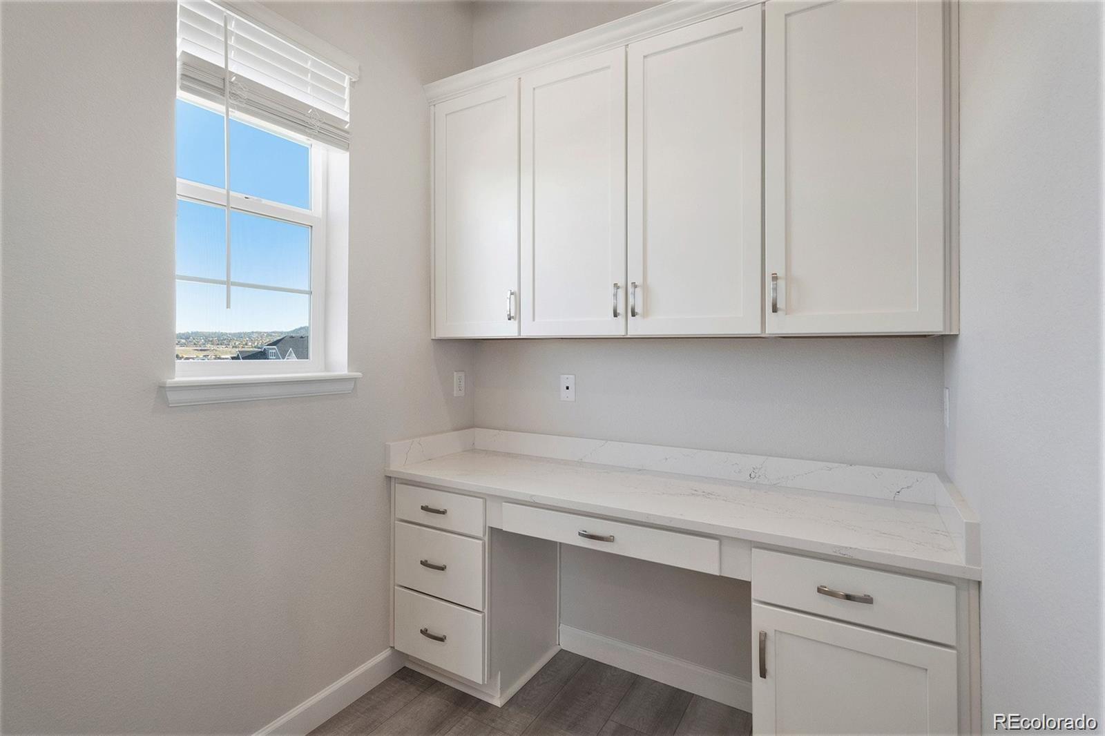 MLS Image #14 for 1105  melting snow way,castle rock, Colorado