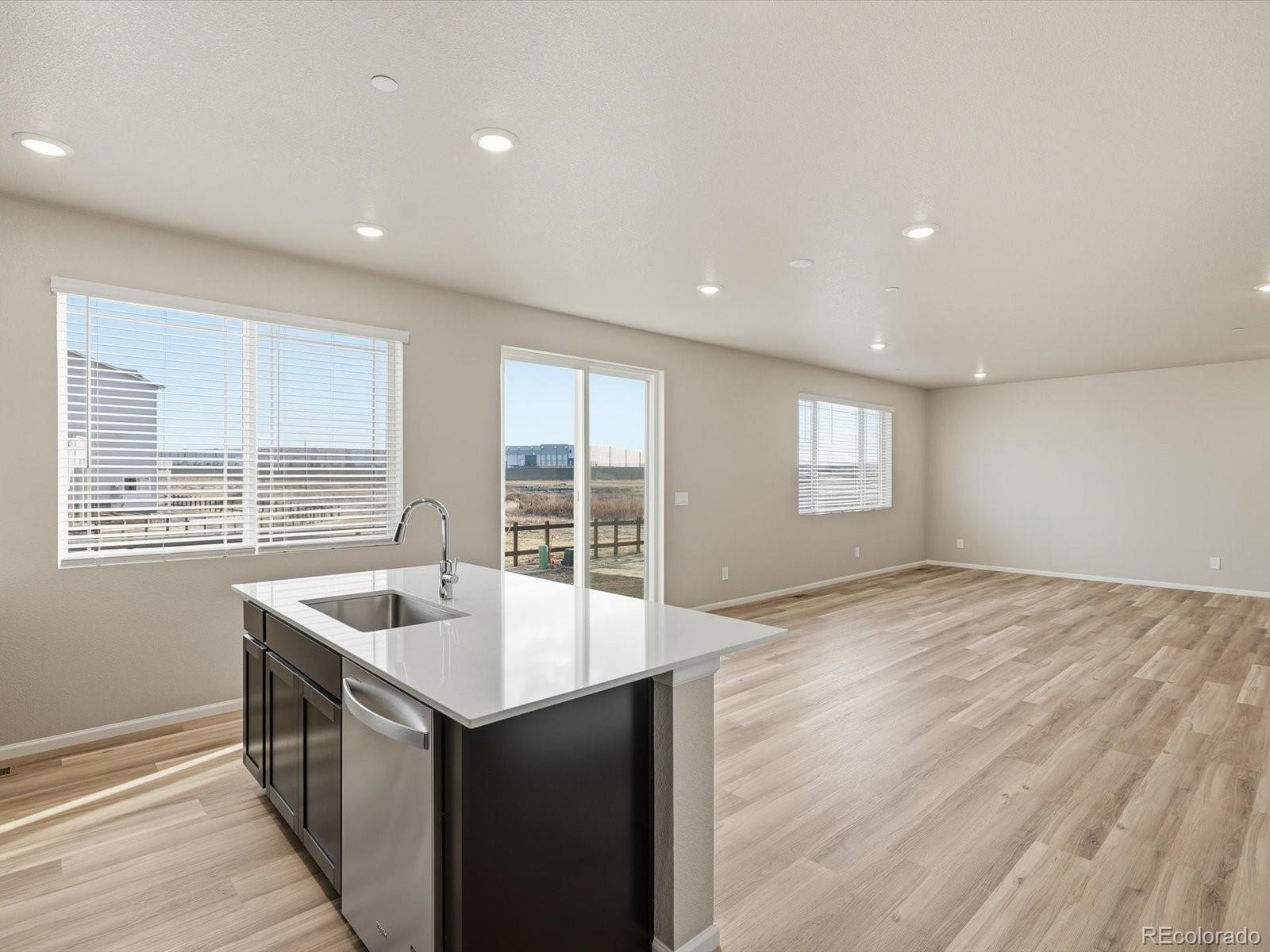 MLS Image #8 for 17550 e 88th place,commerce city, Colorado