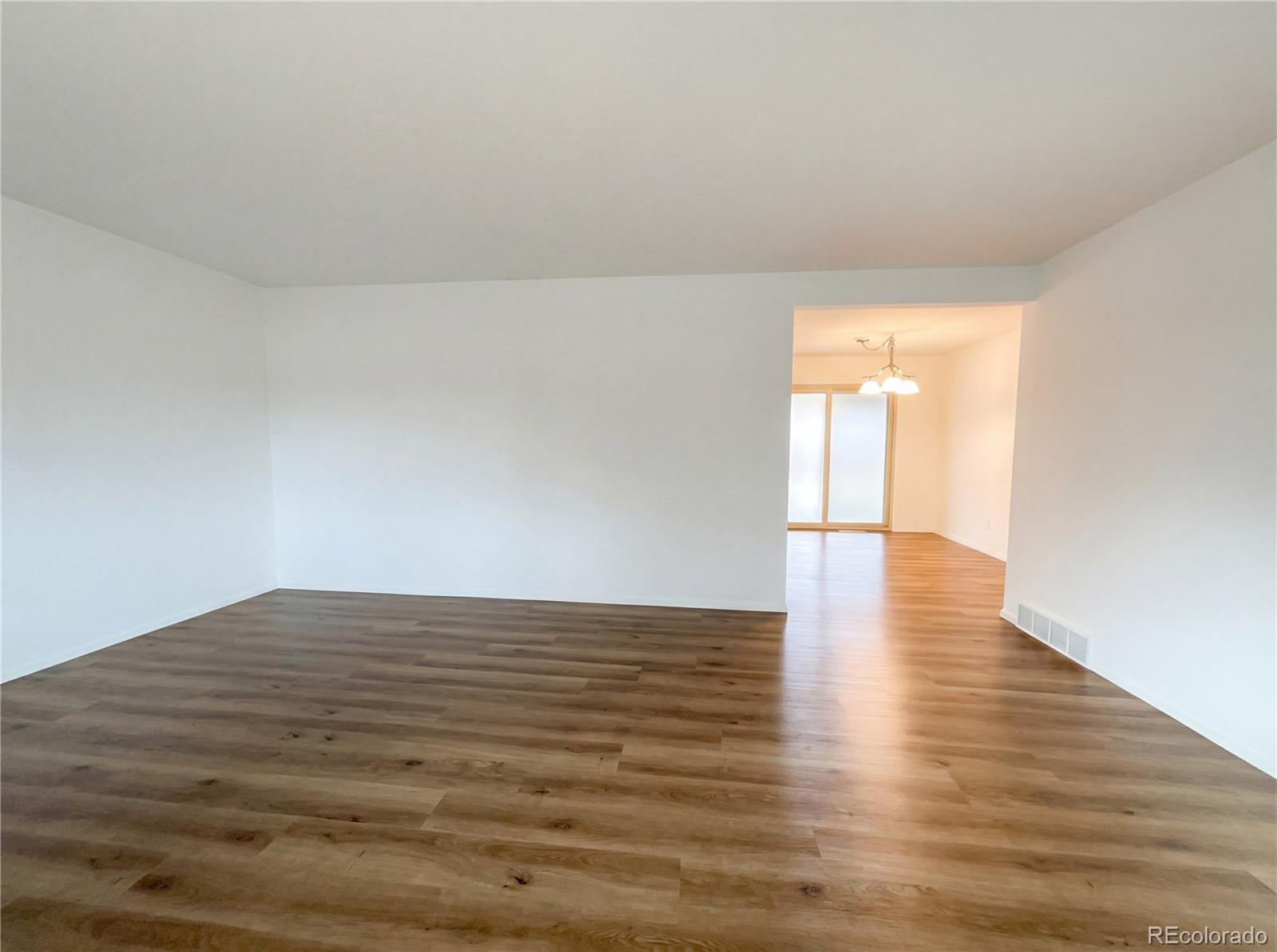 MLS Image #19 for 1027 n 1st street,johnstown, Colorado