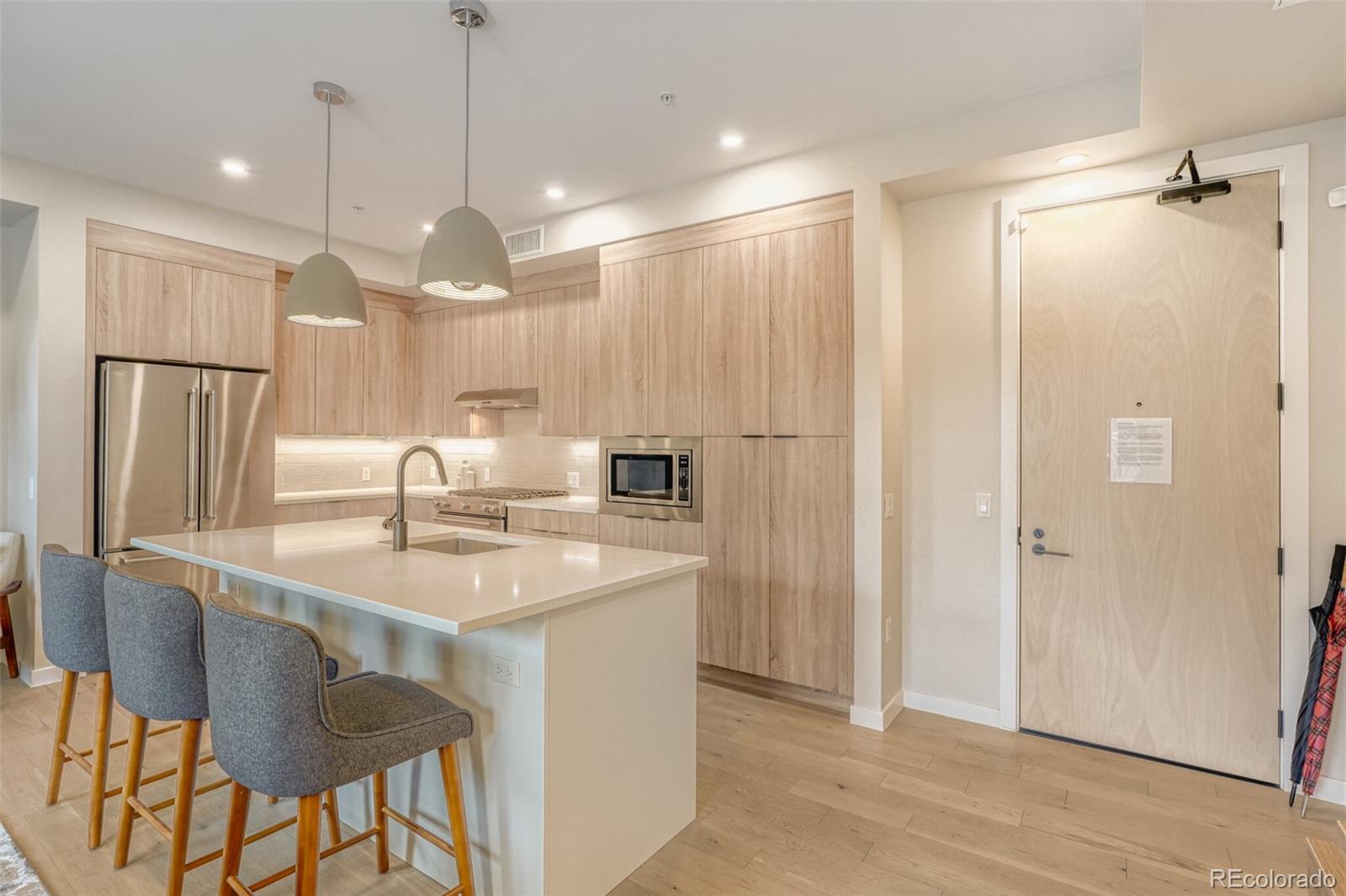MLS Image #14 for 1908 w 33rd avenue 303,denver, Colorado