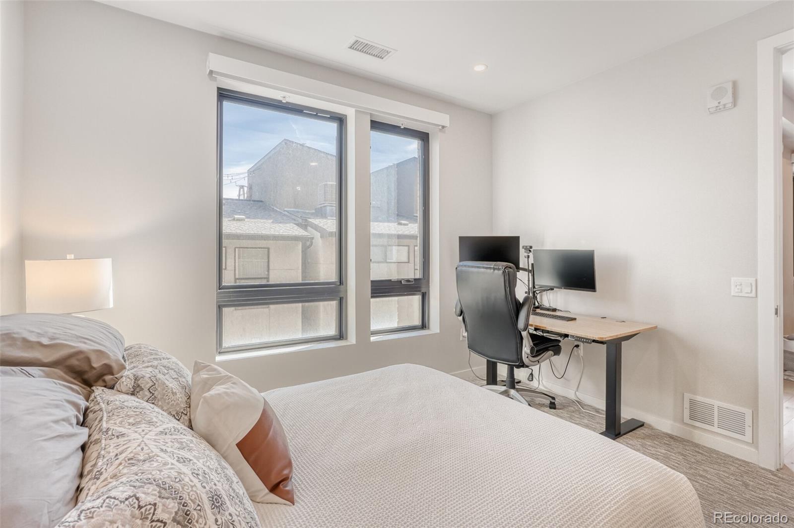 MLS Image #17 for 1908 w 33rd avenue 303,denver, Colorado