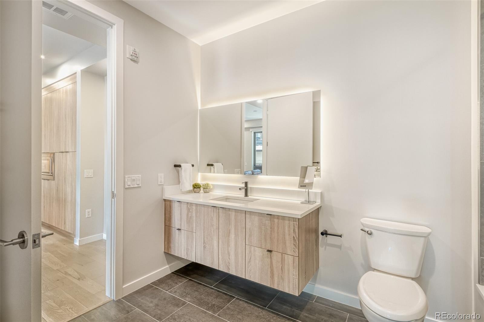 MLS Image #20 for 1908 w 33rd avenue 303,denver, Colorado
