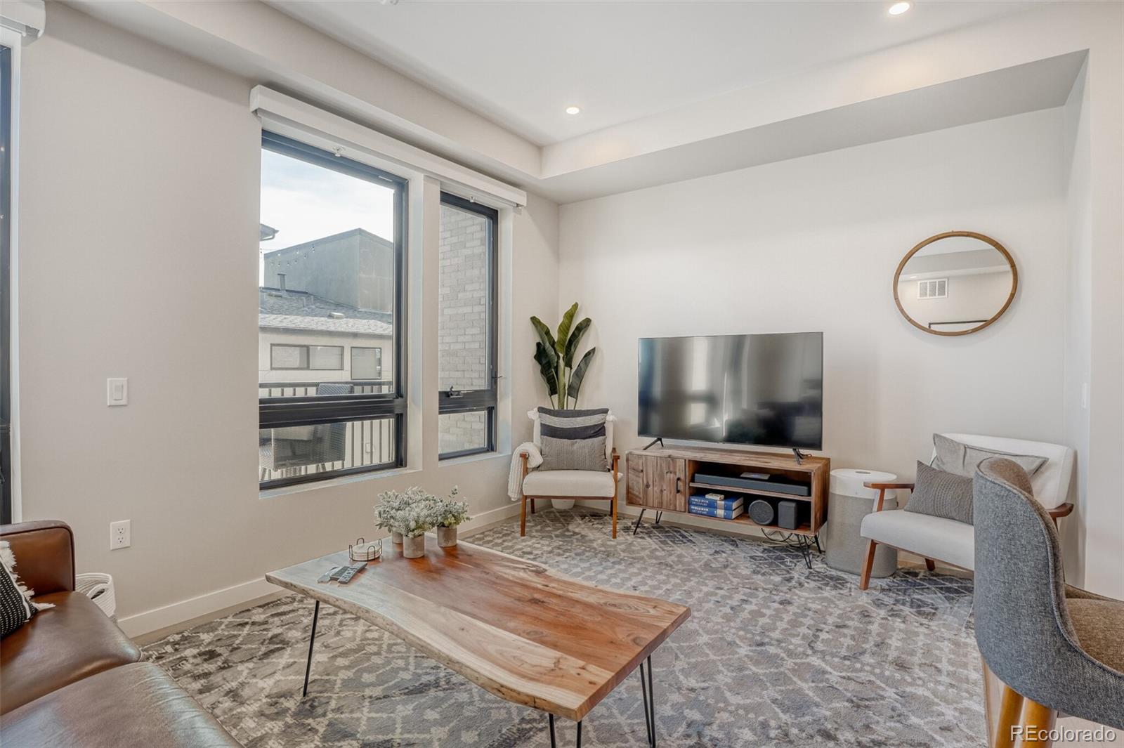 MLS Image #7 for 1908 w 33rd avenue 303,denver, Colorado