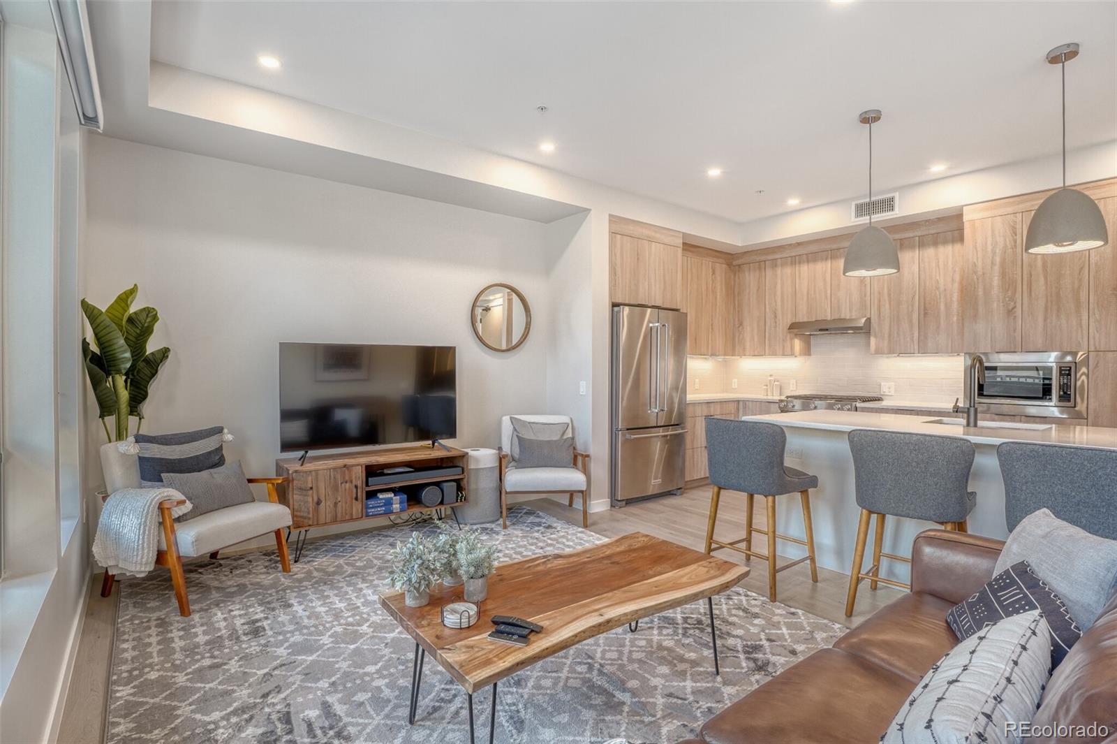 MLS Image #8 for 1908 w 33rd avenue 303,denver, Colorado