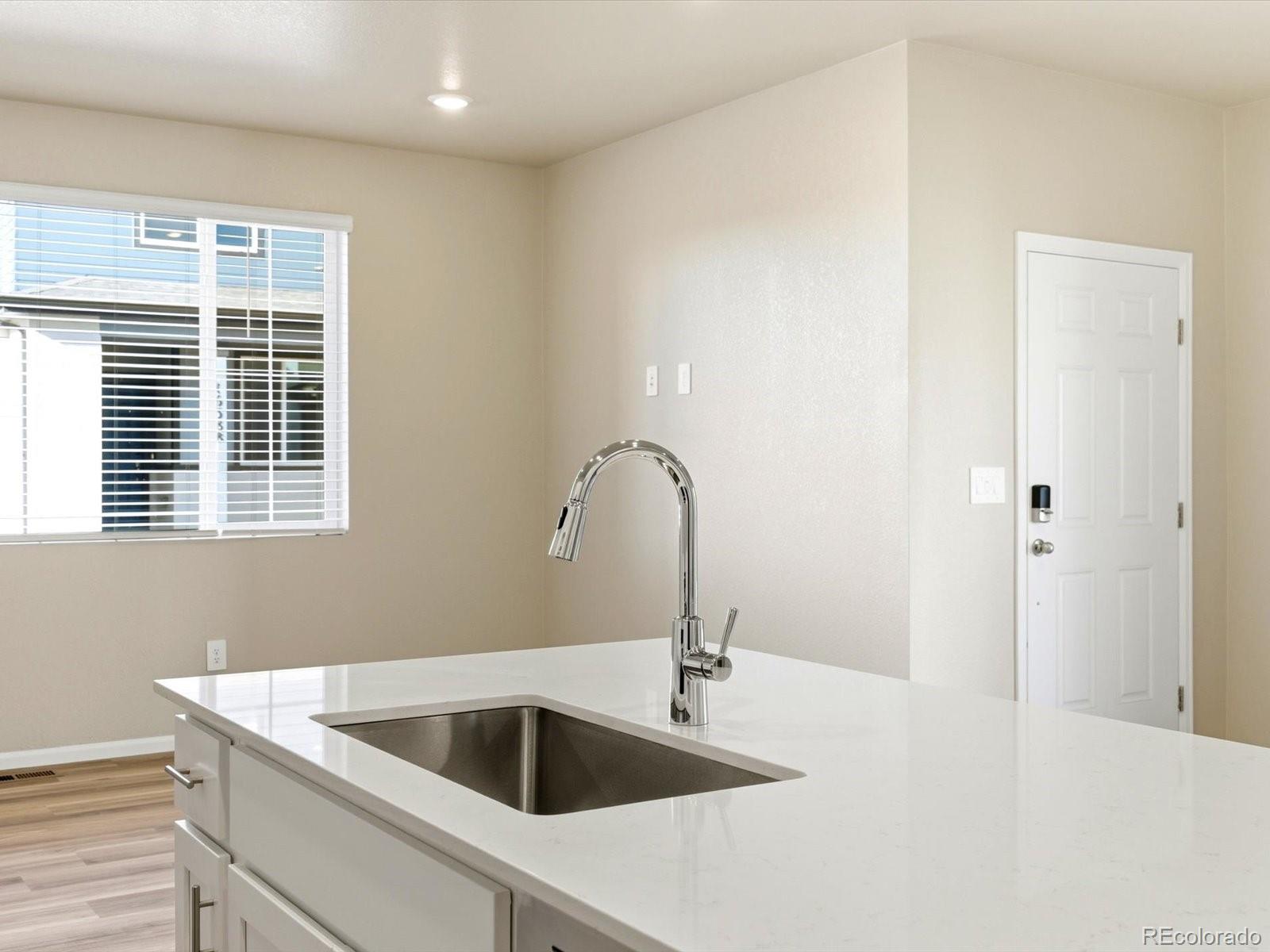 MLS Image #9 for 16338  gaylord street,thornton, Colorado