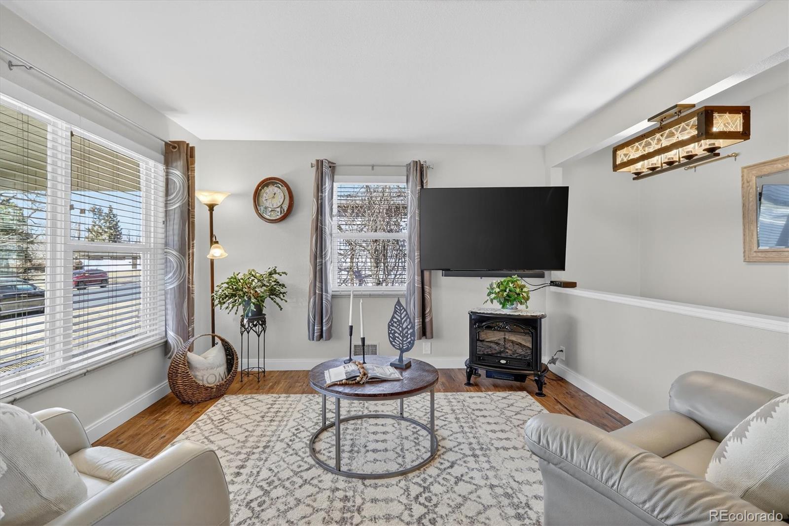 MLS Image #1 for 1732 s elm street,denver, Colorado