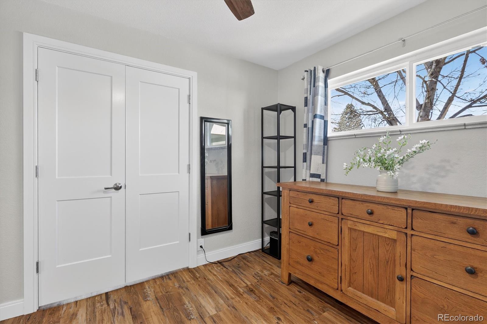 MLS Image #13 for 1732 s elm street,denver, Colorado
