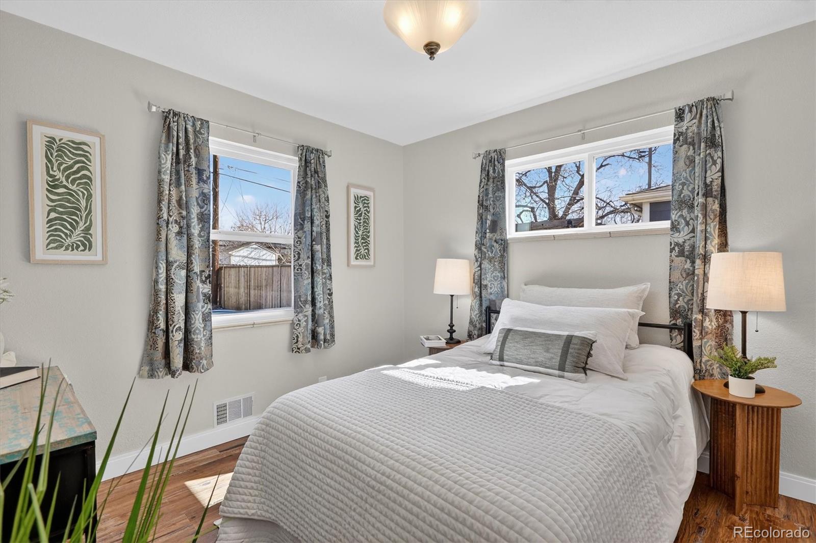 MLS Image #15 for 1732 s elm street,denver, Colorado