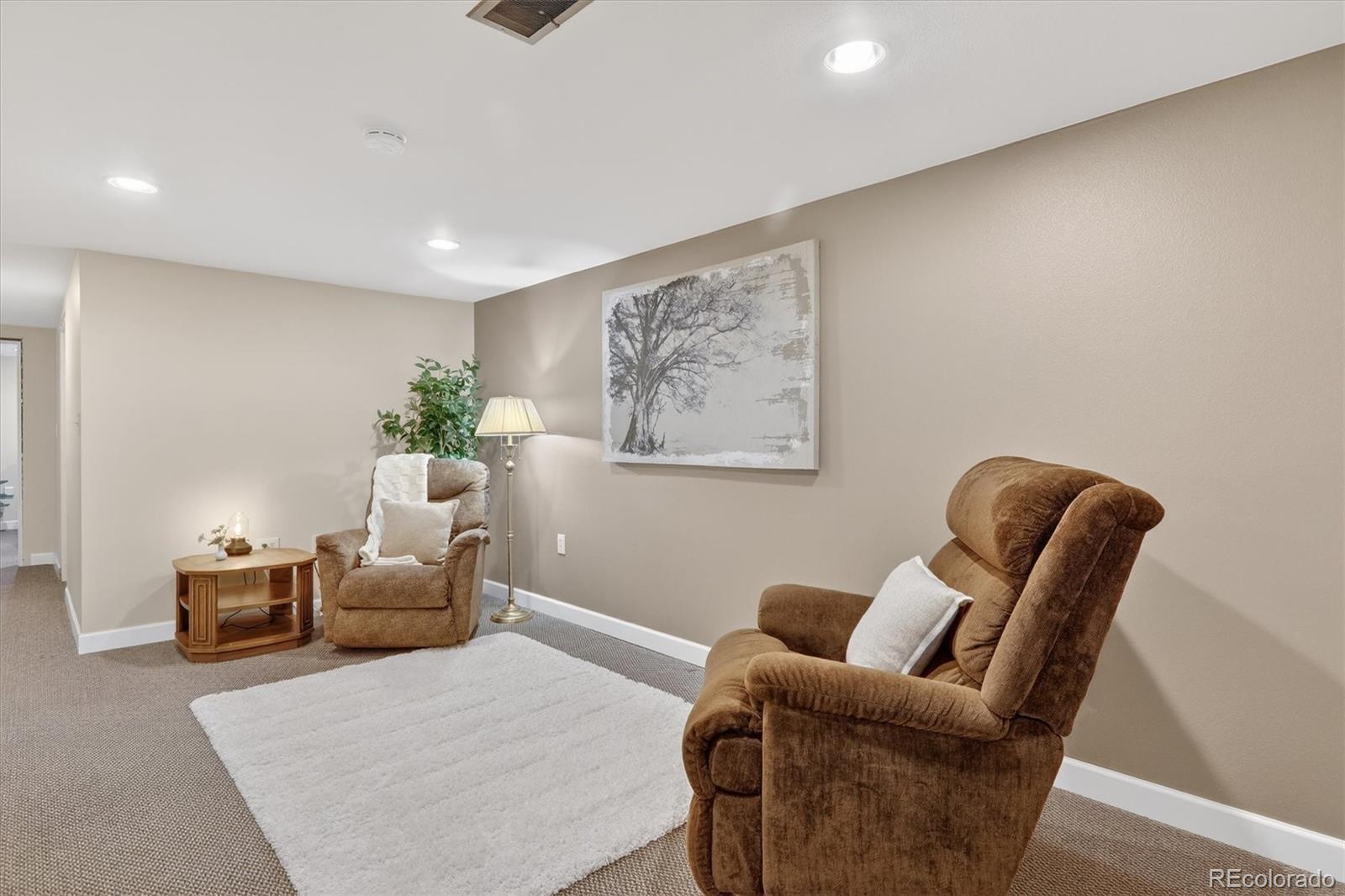 MLS Image #17 for 1732 s elm street,denver, Colorado