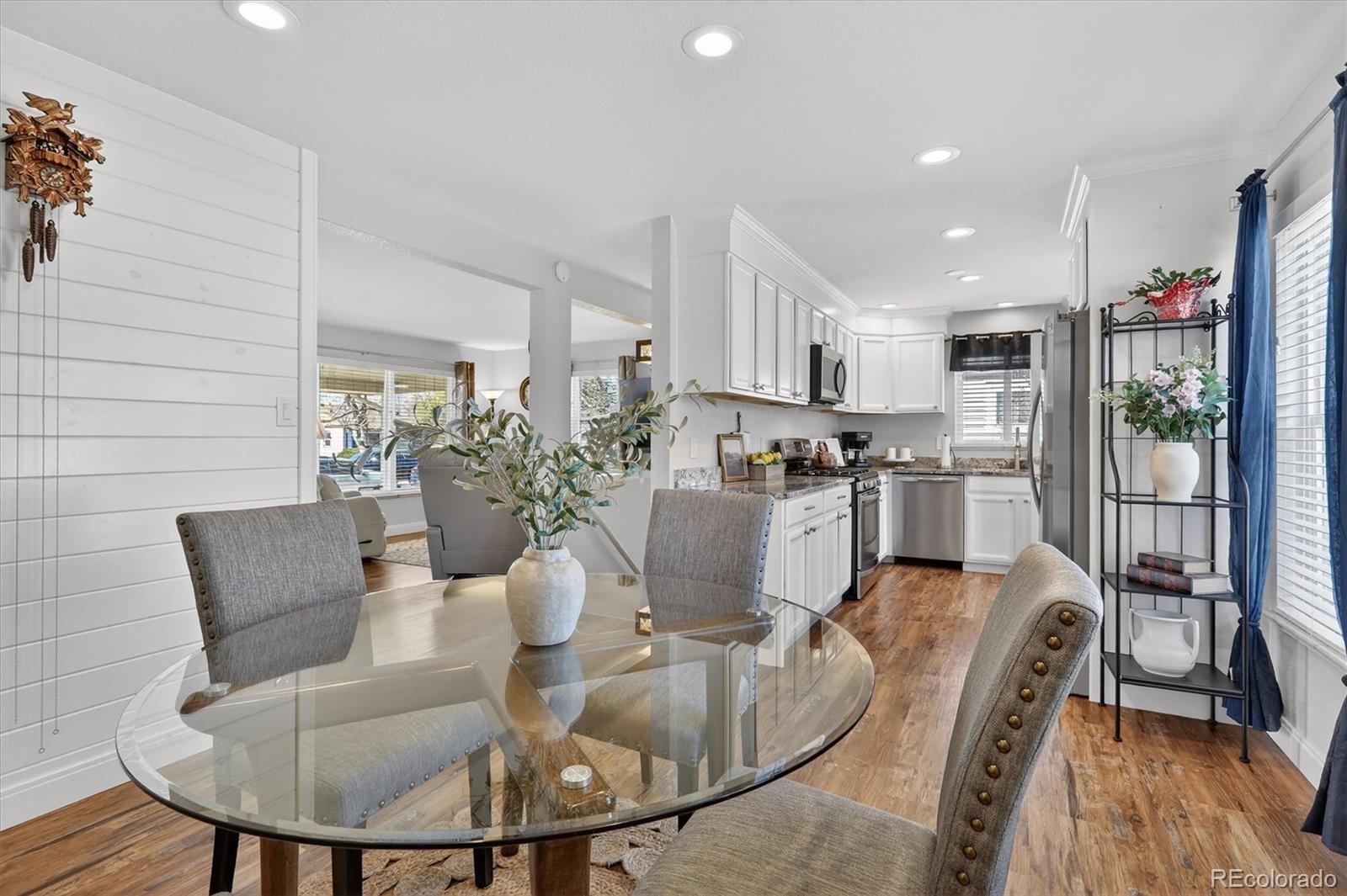 MLS Image #6 for 1732 s elm street,denver, Colorado