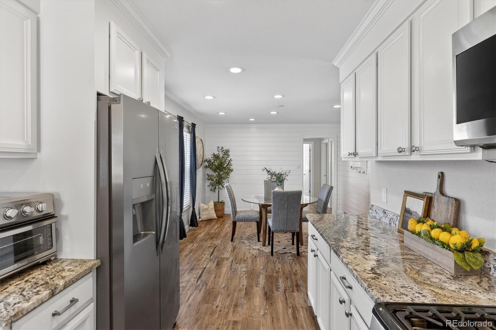 MLS Image #7 for 1732 s elm street,denver, Colorado