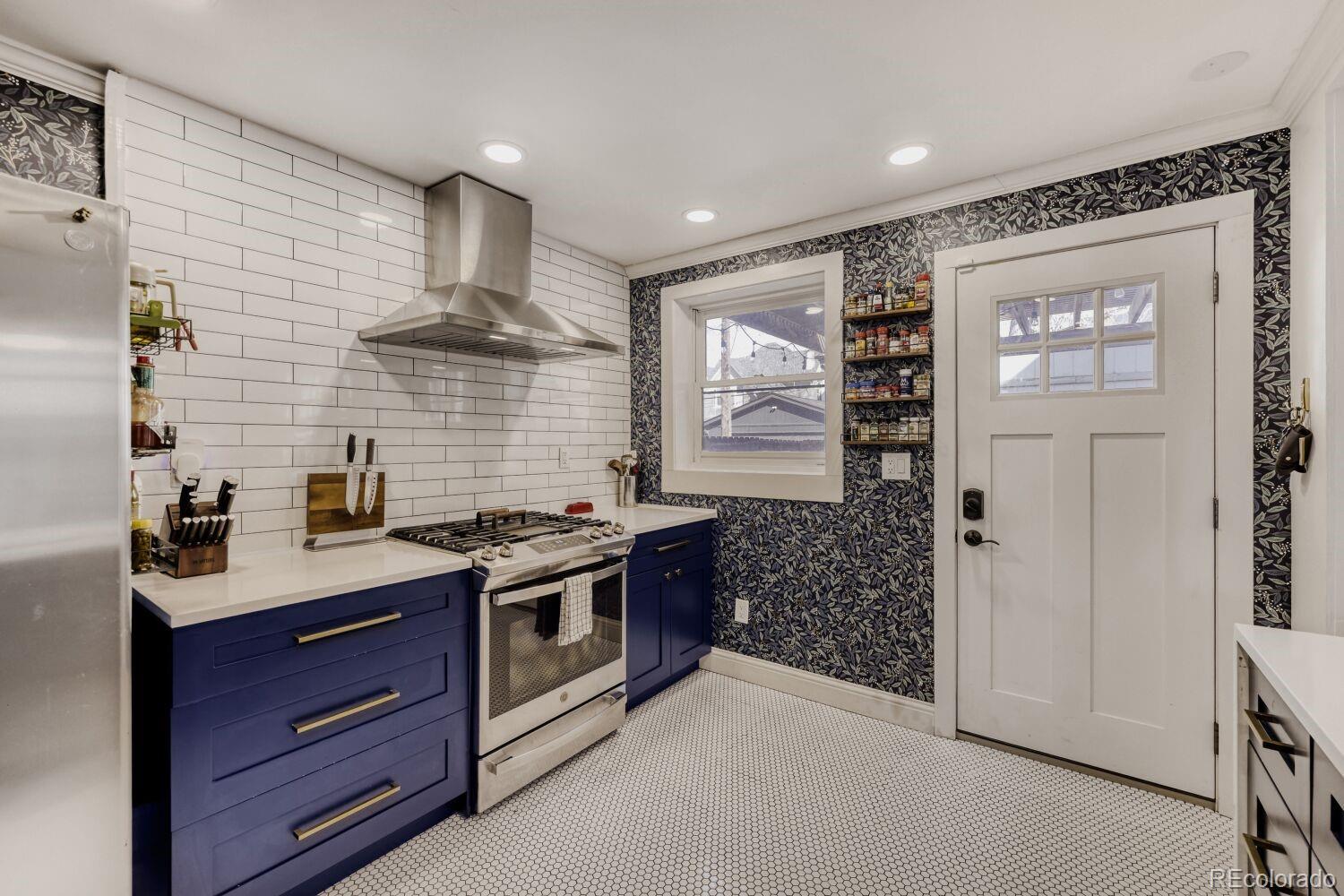 MLS Image #15 for 1238 n washington street,denver, Colorado