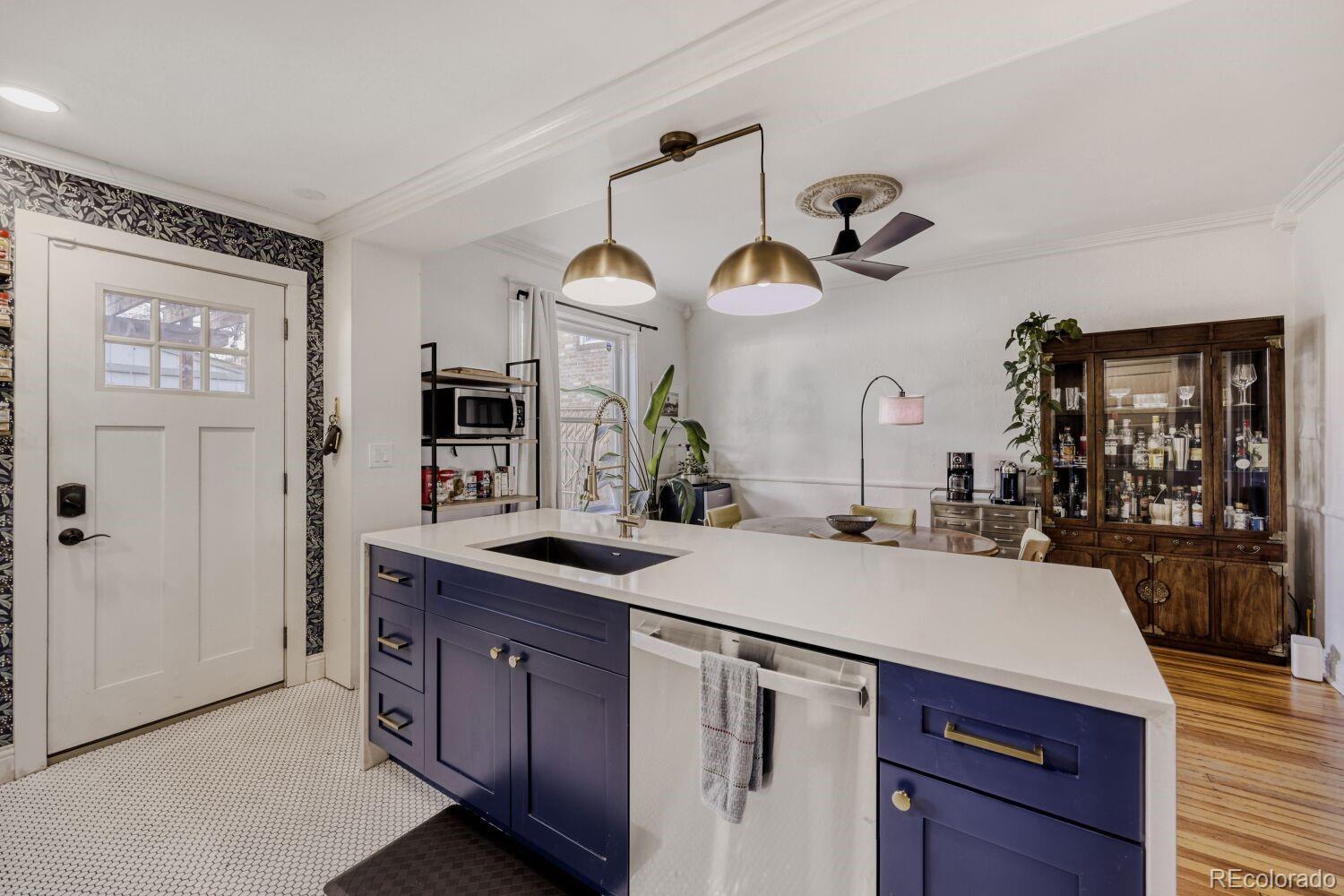 MLS Image #16 for 1238 n washington street,denver, Colorado