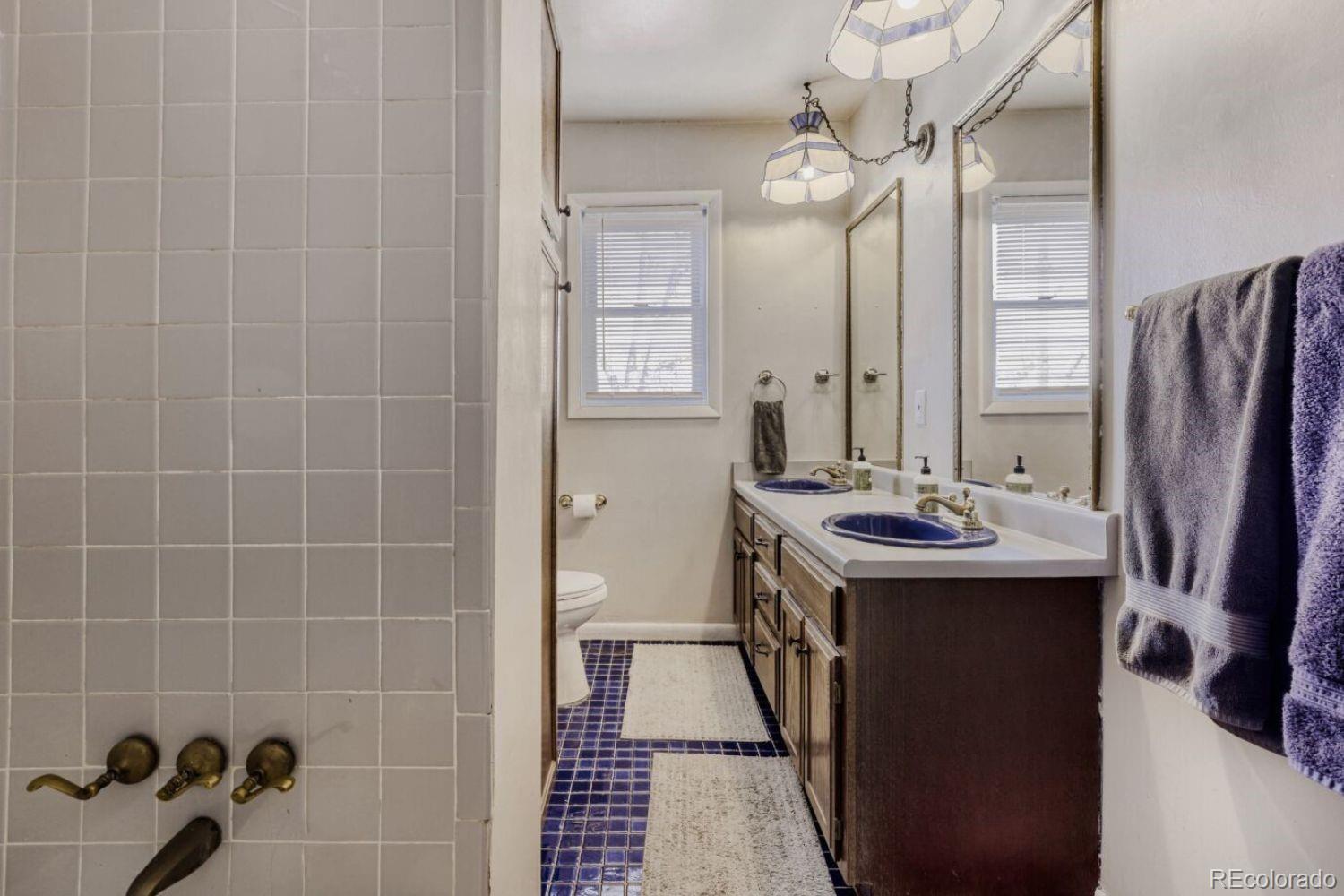 MLS Image #23 for 1238 n washington street,denver, Colorado