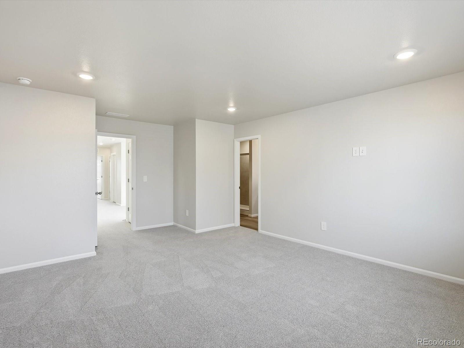 MLS Image #17 for 16348  gaylord street,thornton, Colorado