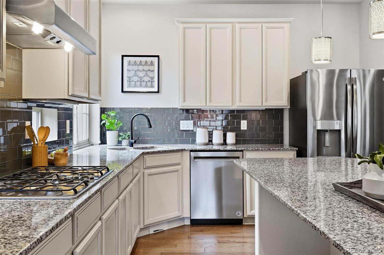 MLS Image #21 for 129  pipit lake way,erie, Colorado