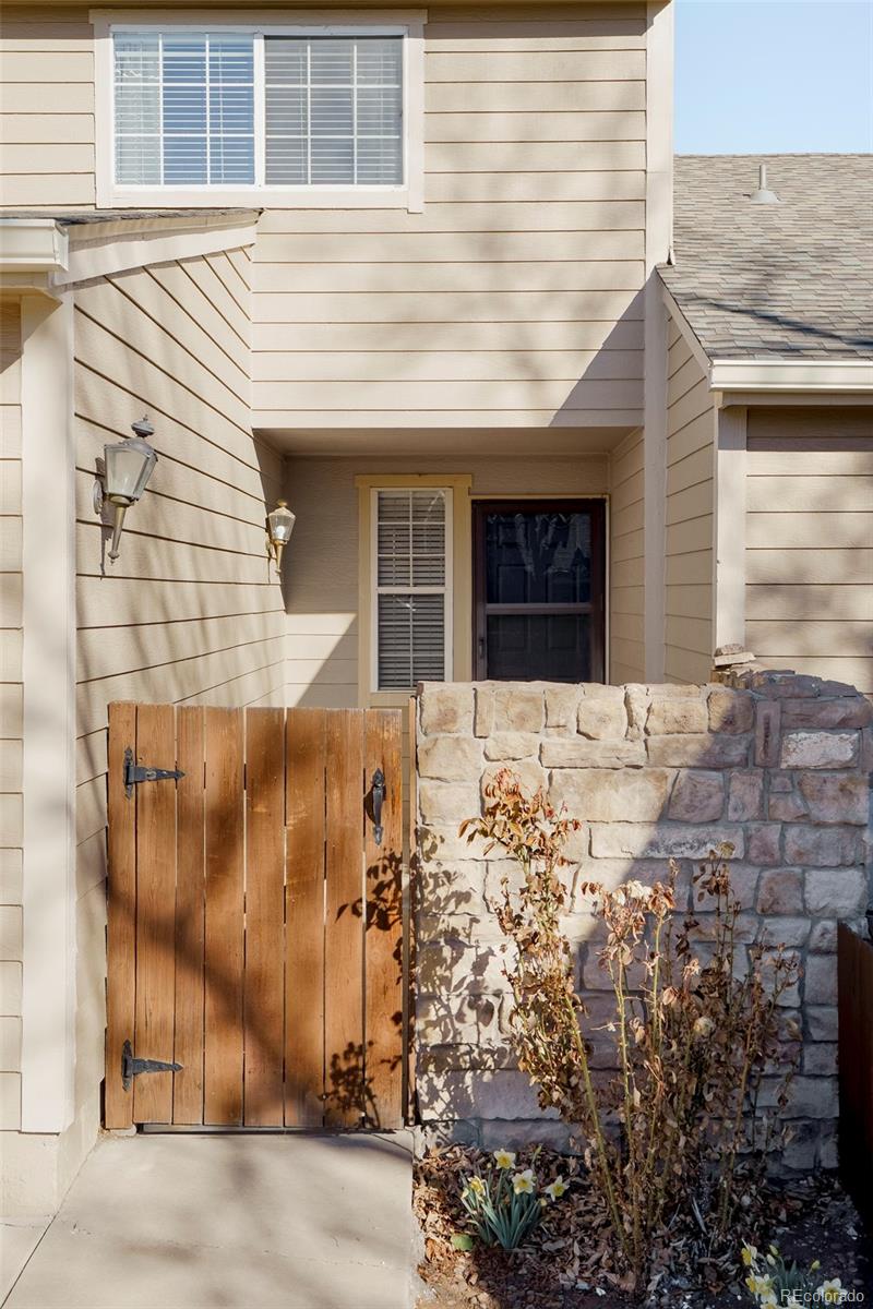 MLS Image #1 for 7633 w euclid drive,littleton, Colorado