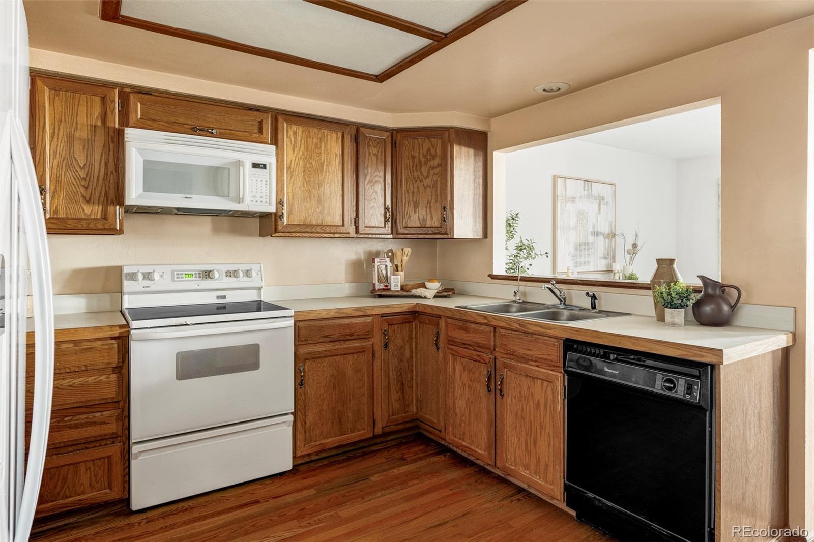 MLS Image #11 for 7633 w euclid drive,littleton, Colorado