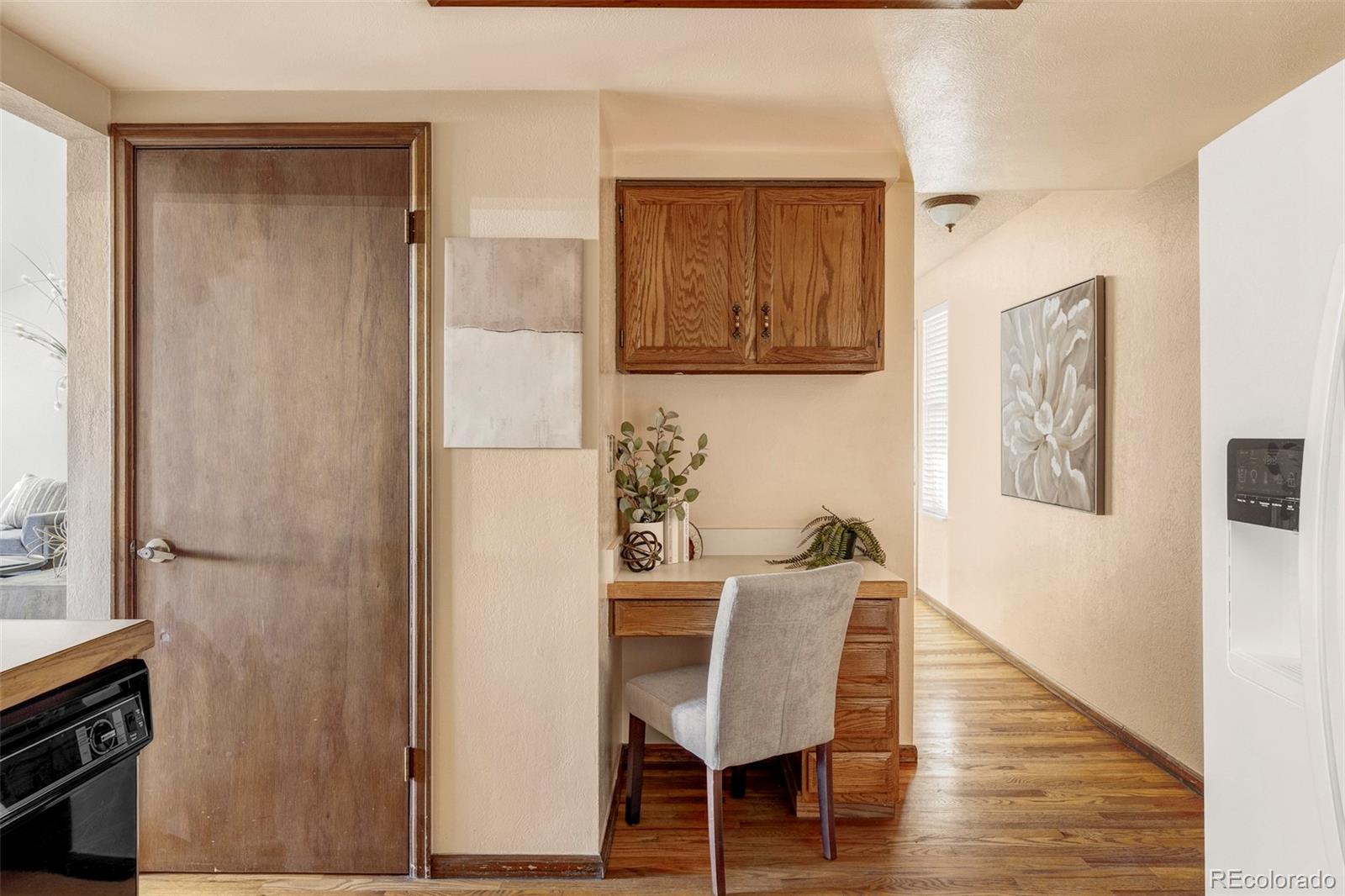 MLS Image #13 for 7633 w euclid drive,littleton, Colorado