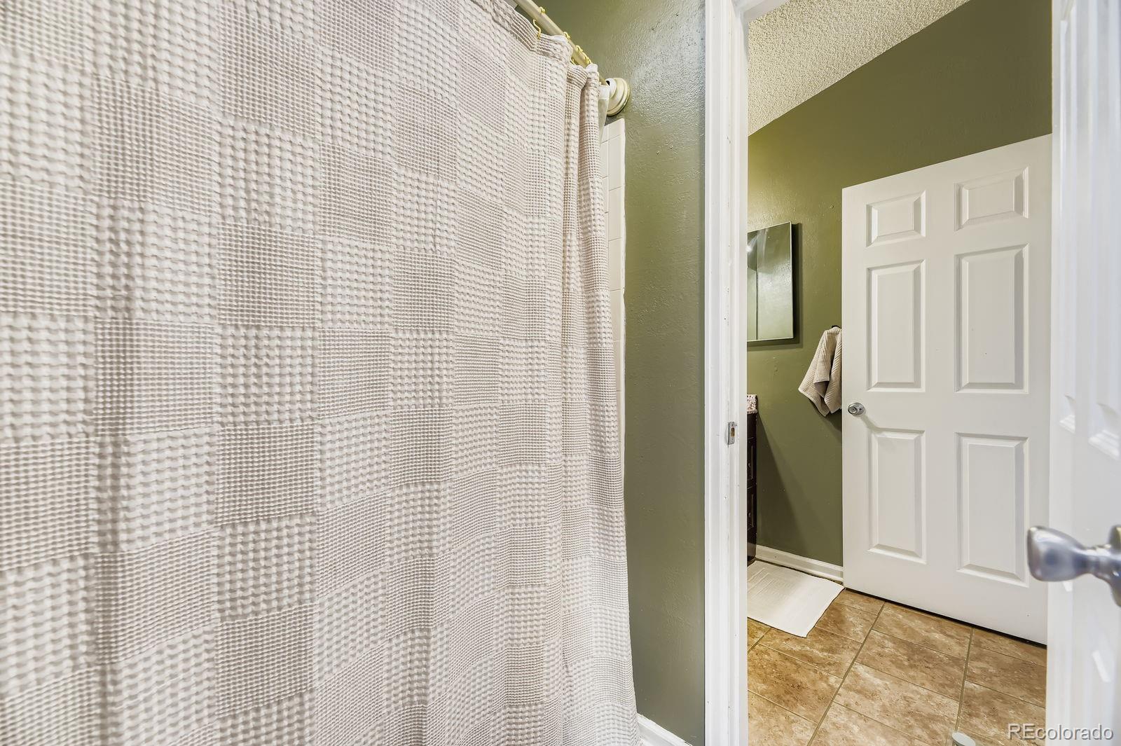 MLS Image #19 for 7953 s garrison way,littleton, Colorado