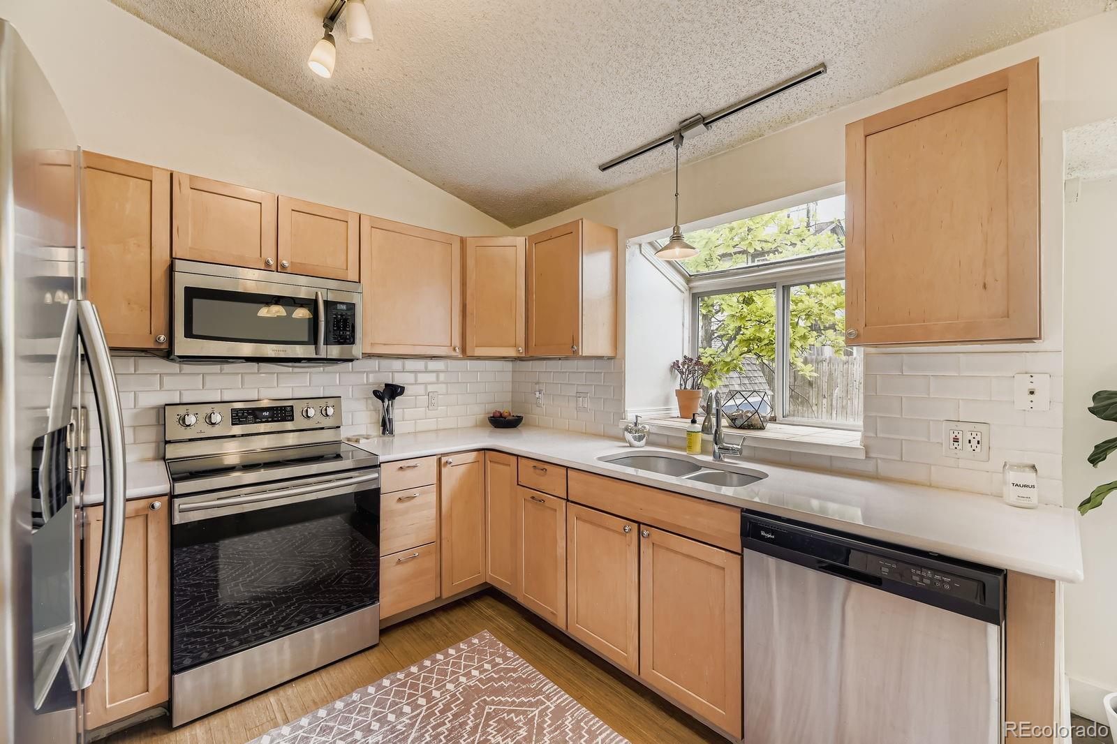 MLS Image #3 for 7953 s garrison way,littleton, Colorado