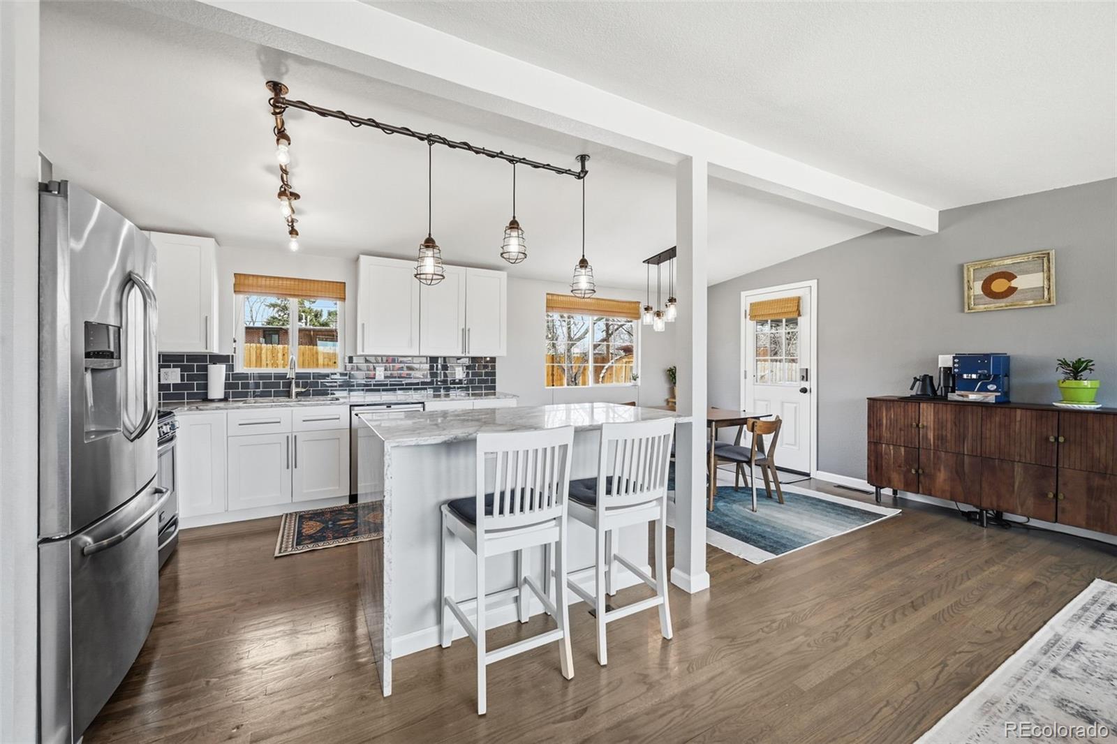 MLS Image #7 for 323 e briarwood drive,centennial, Colorado