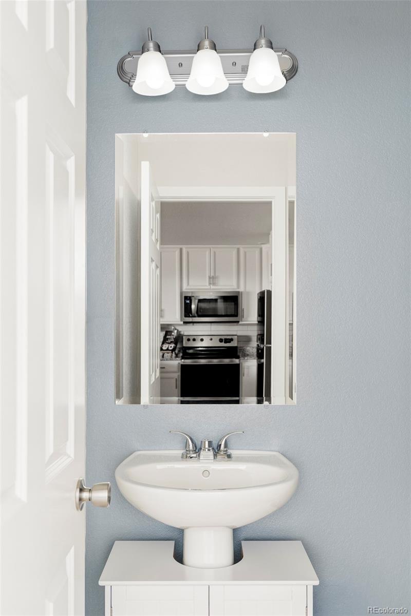 MLS Image #13 for 9777 e 56th place ,denver, Colorado