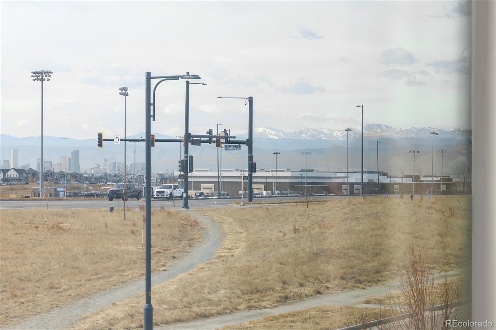 MLS Image #24 for 9777 e 56th place ,denver, Colorado