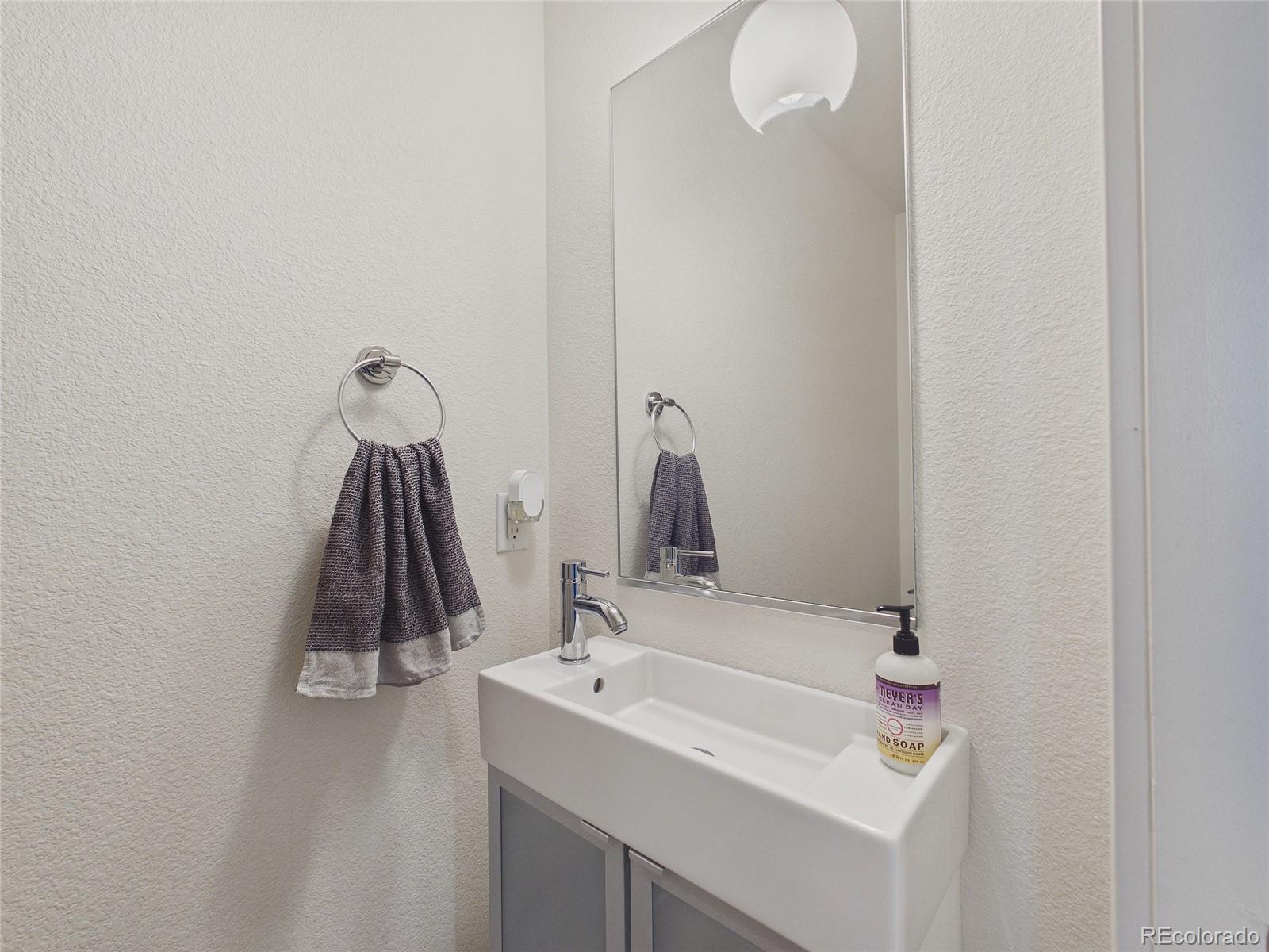 MLS Image #14 for 2326  decatur street,denver, Colorado