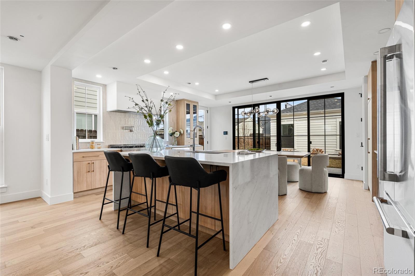 MLS Image #17 for 2360 s acoma street,denver, Colorado