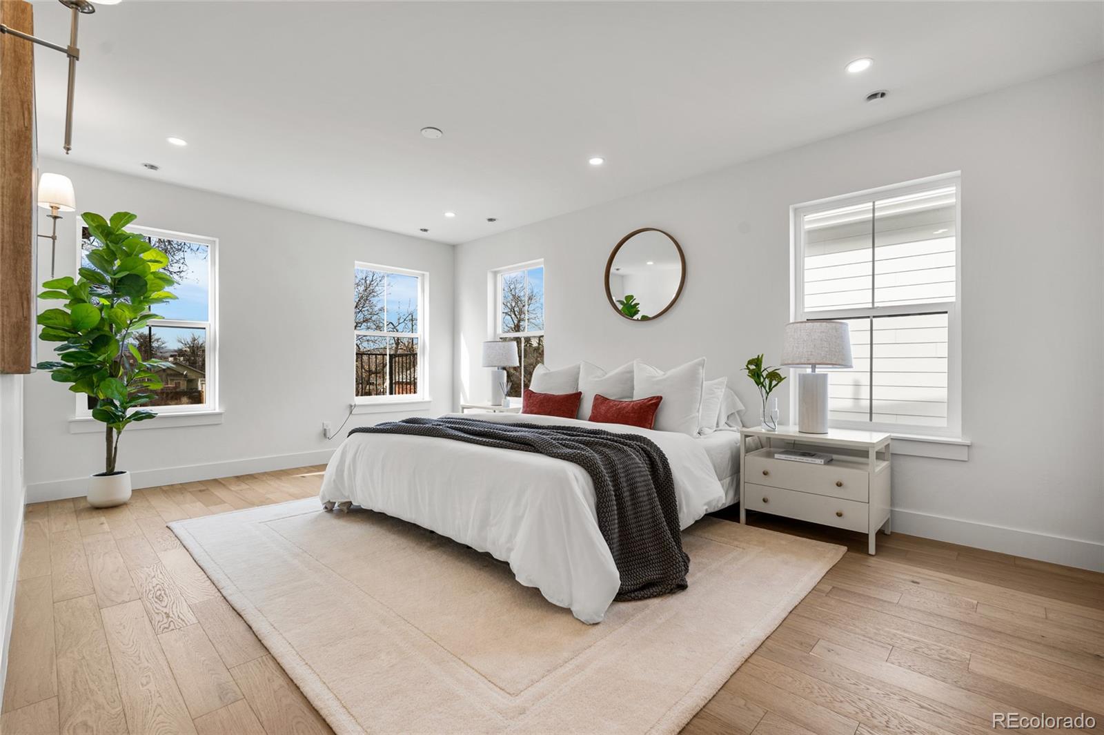 MLS Image #28 for 2360 s acoma street,denver, Colorado